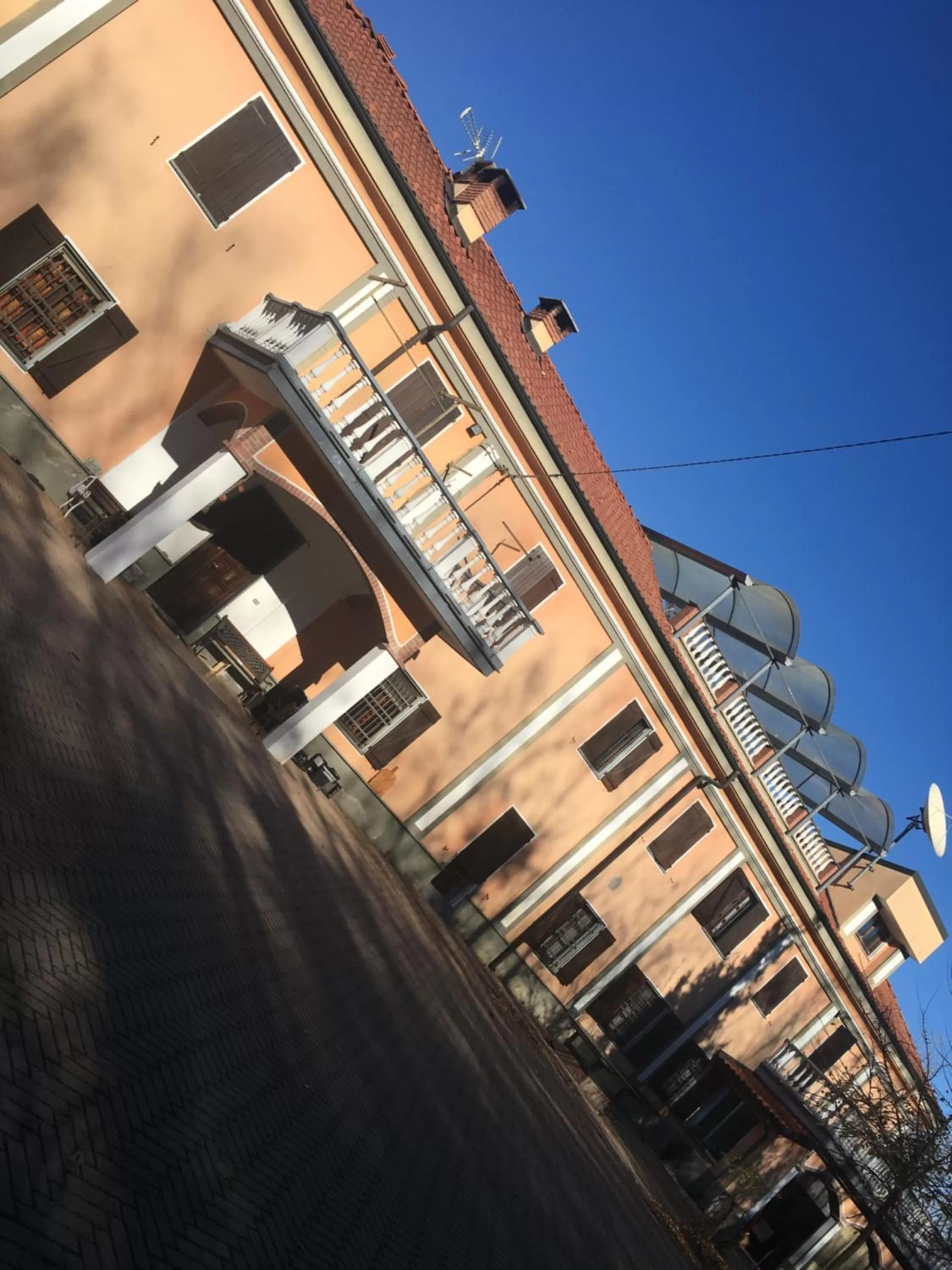 Property building in Rossella alla Villarella dei Tulipani