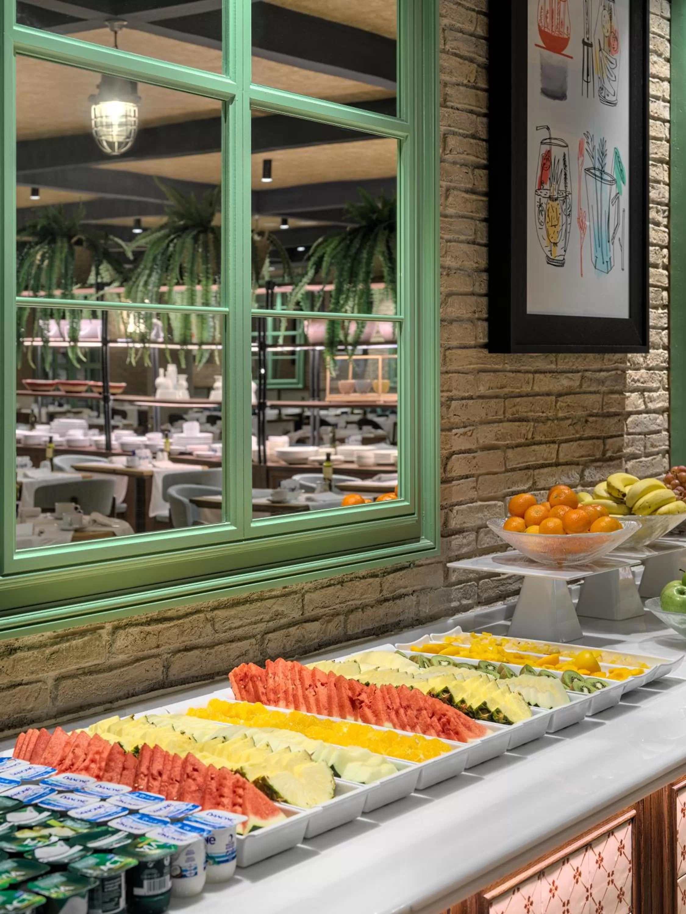 Restaurant/places to eat in H10 Marina Barcelona