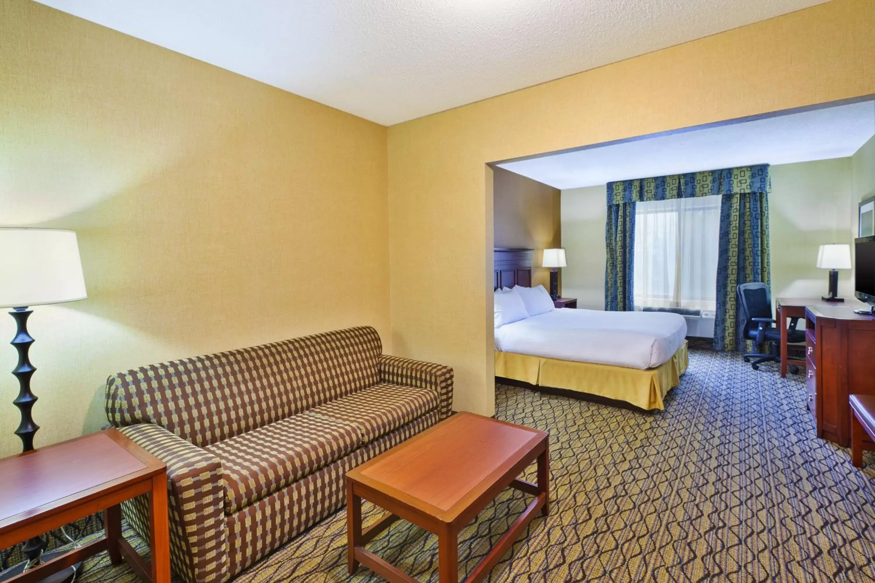 Photo of the whole room in Holiday Inn Express Hotel & Suites - Belleville Area, an IHG Hotel