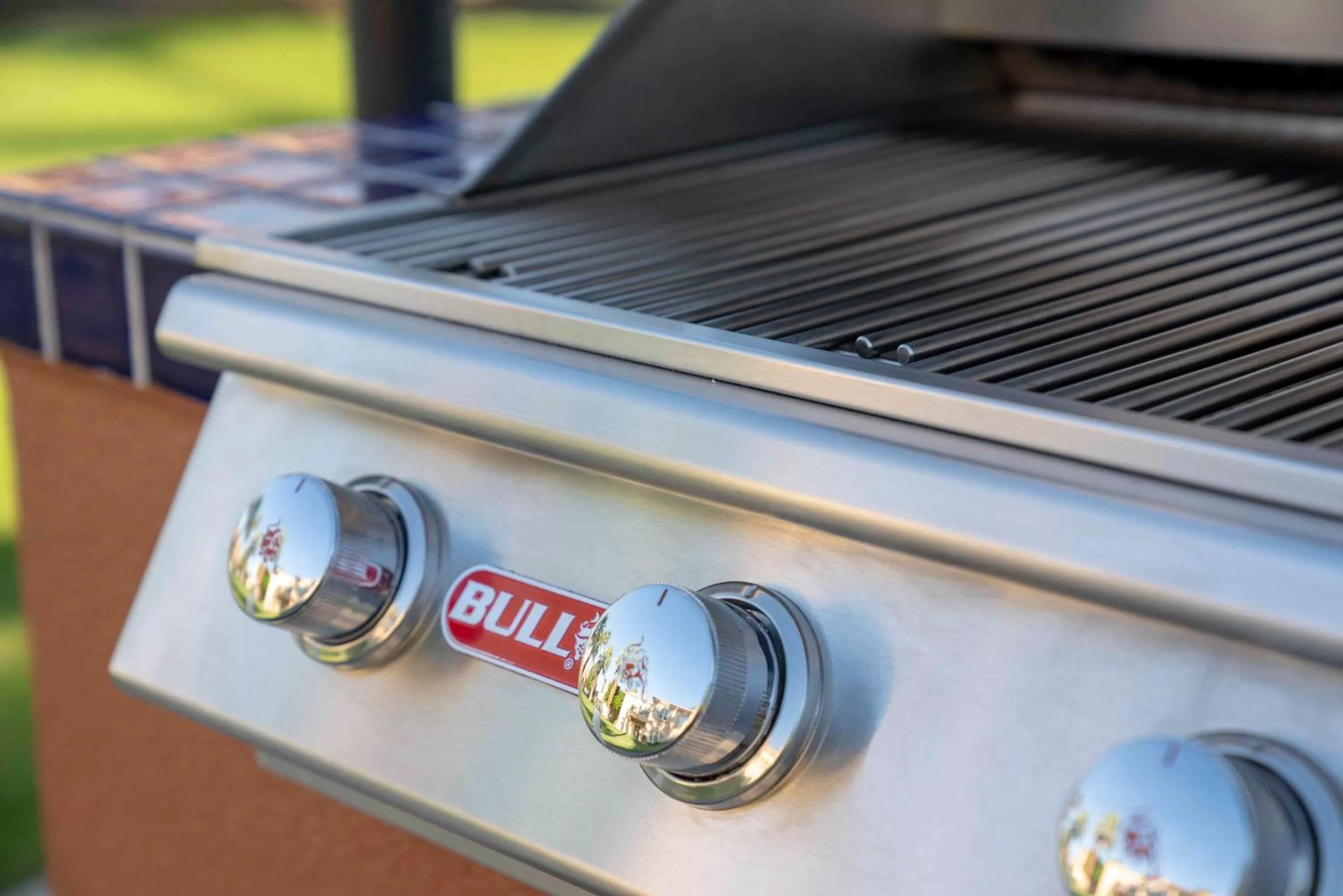 BBQ facilities in Raintree's Cimarron Golf Resort Palm Springs
