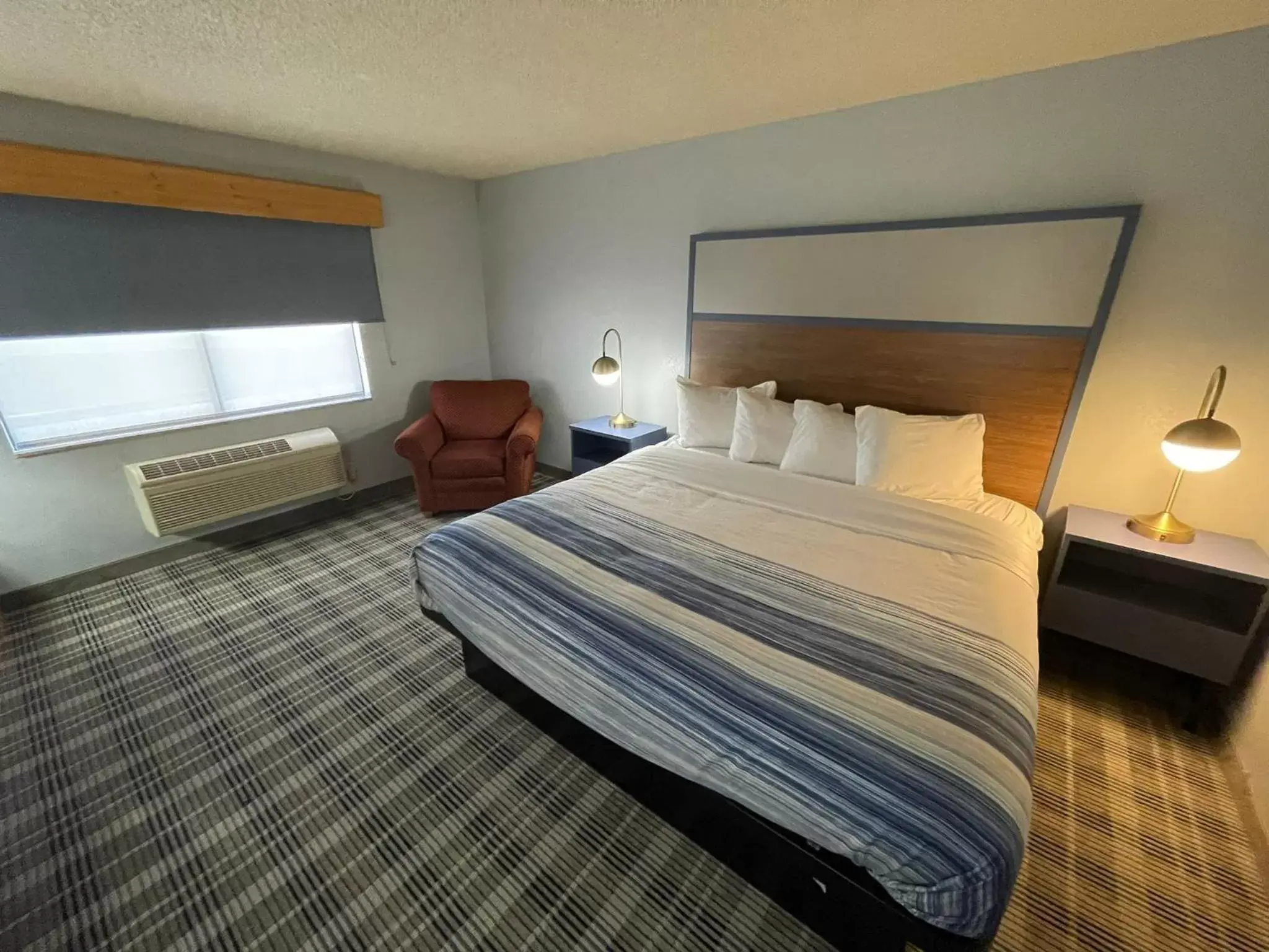 King Room - Non-Smoking in AmericInn by Wyndham Sayre King Room - Non-Smoking in AmericInn by Wyndham Sayre