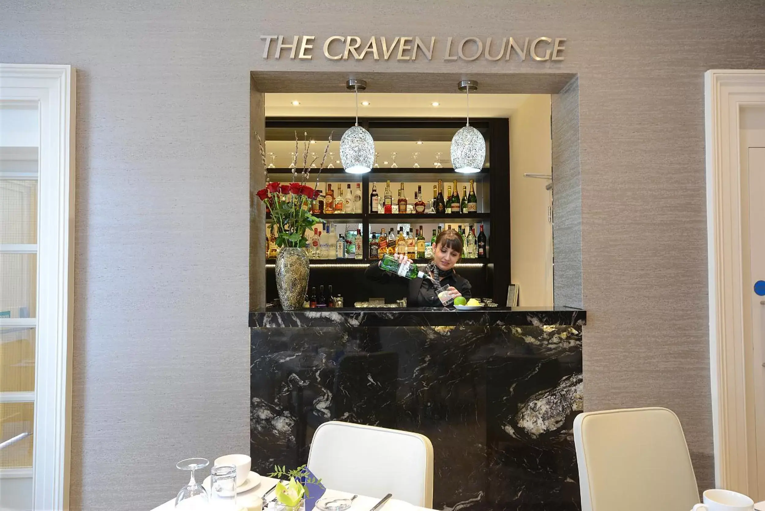Lobby or reception in Park Grand London Lancaster Gate