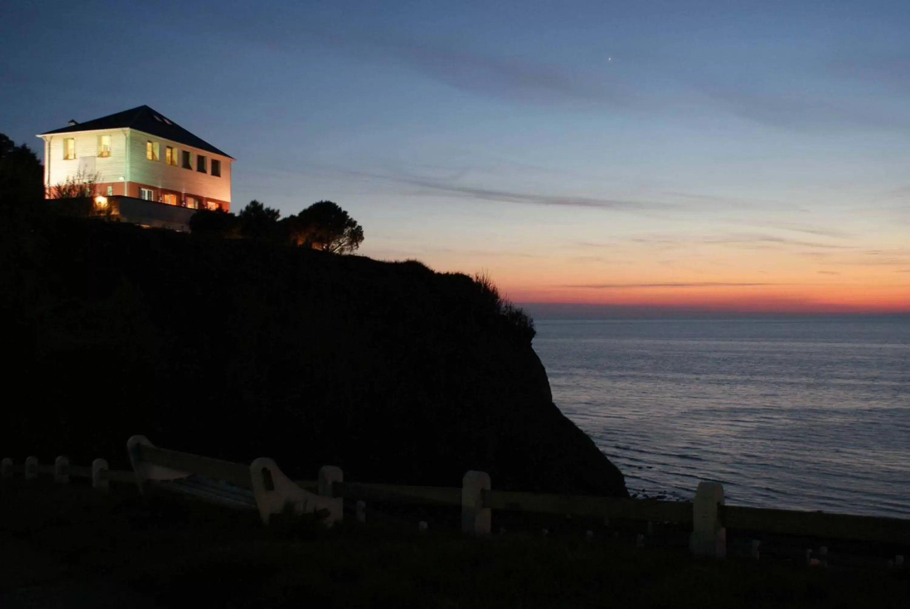 Night in The Originals Hôtel Le Cise Restaurant Chambres et Suites Night in The Originals Hôtel Le Cise Restaurant Chambres et Suites