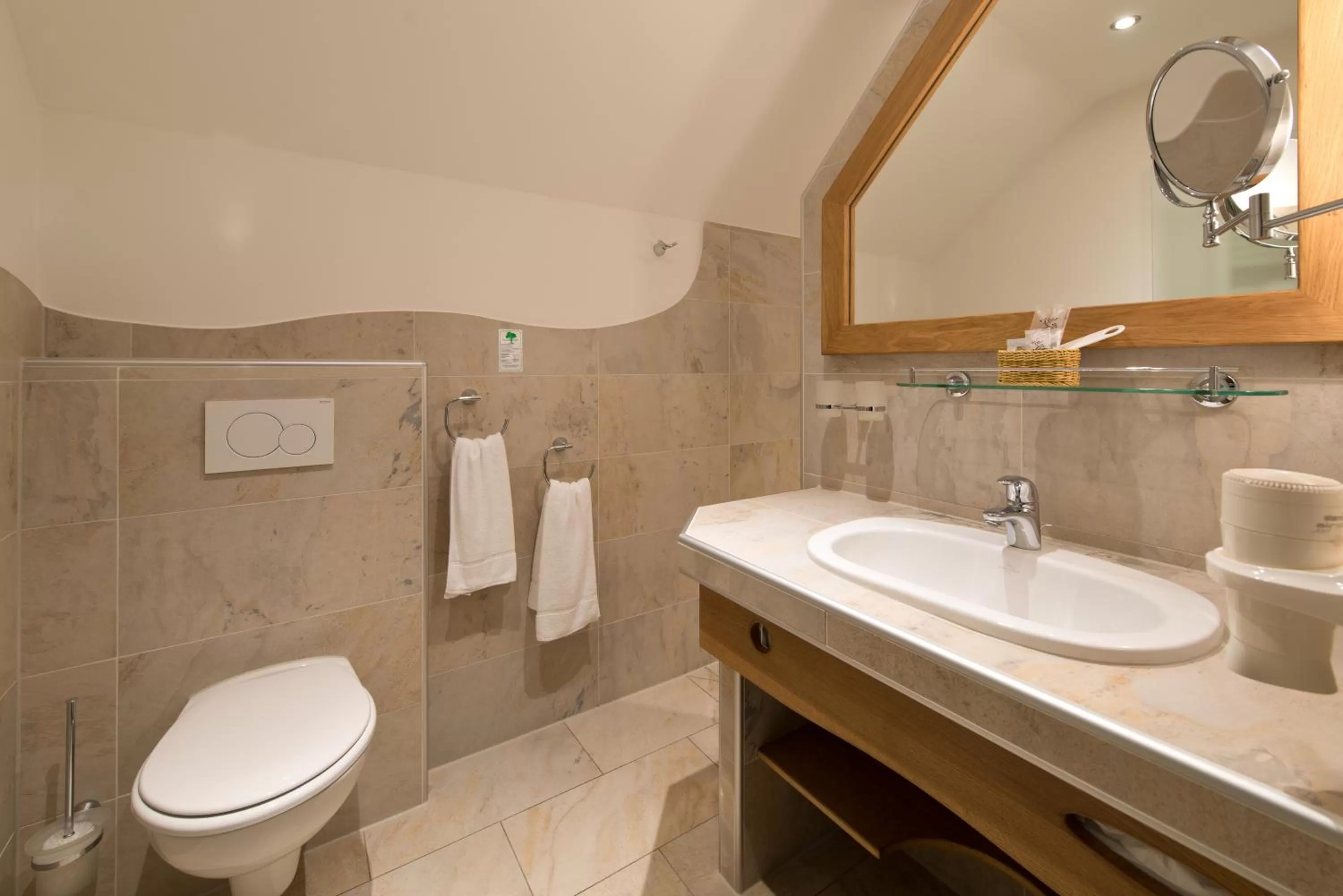 Bathroom in Silberkönig Schwarzwald Hotel & Restaurant Ringhotel