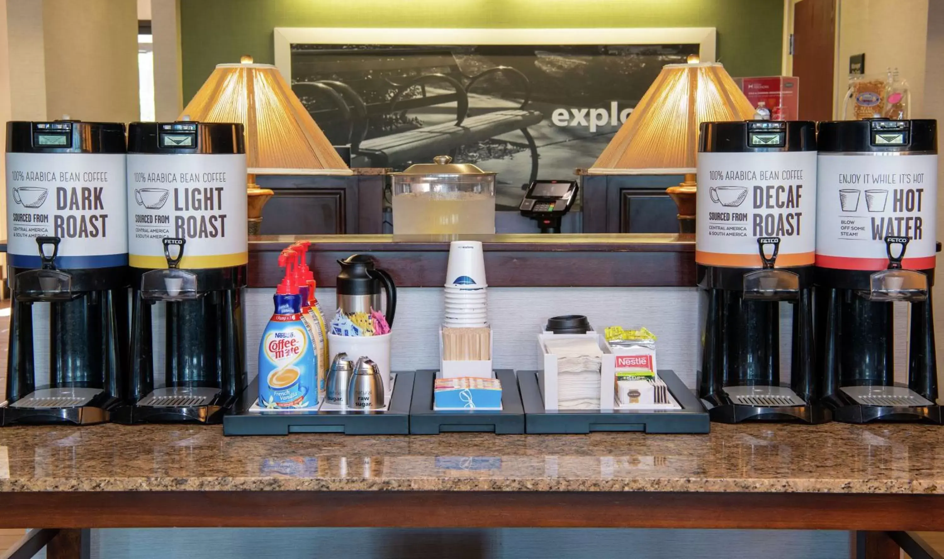 Restaurant/places to eat in Hampton Inn Cleveland-Solon Restaurant/places to eat in Hampton Inn Cleveland-Solon