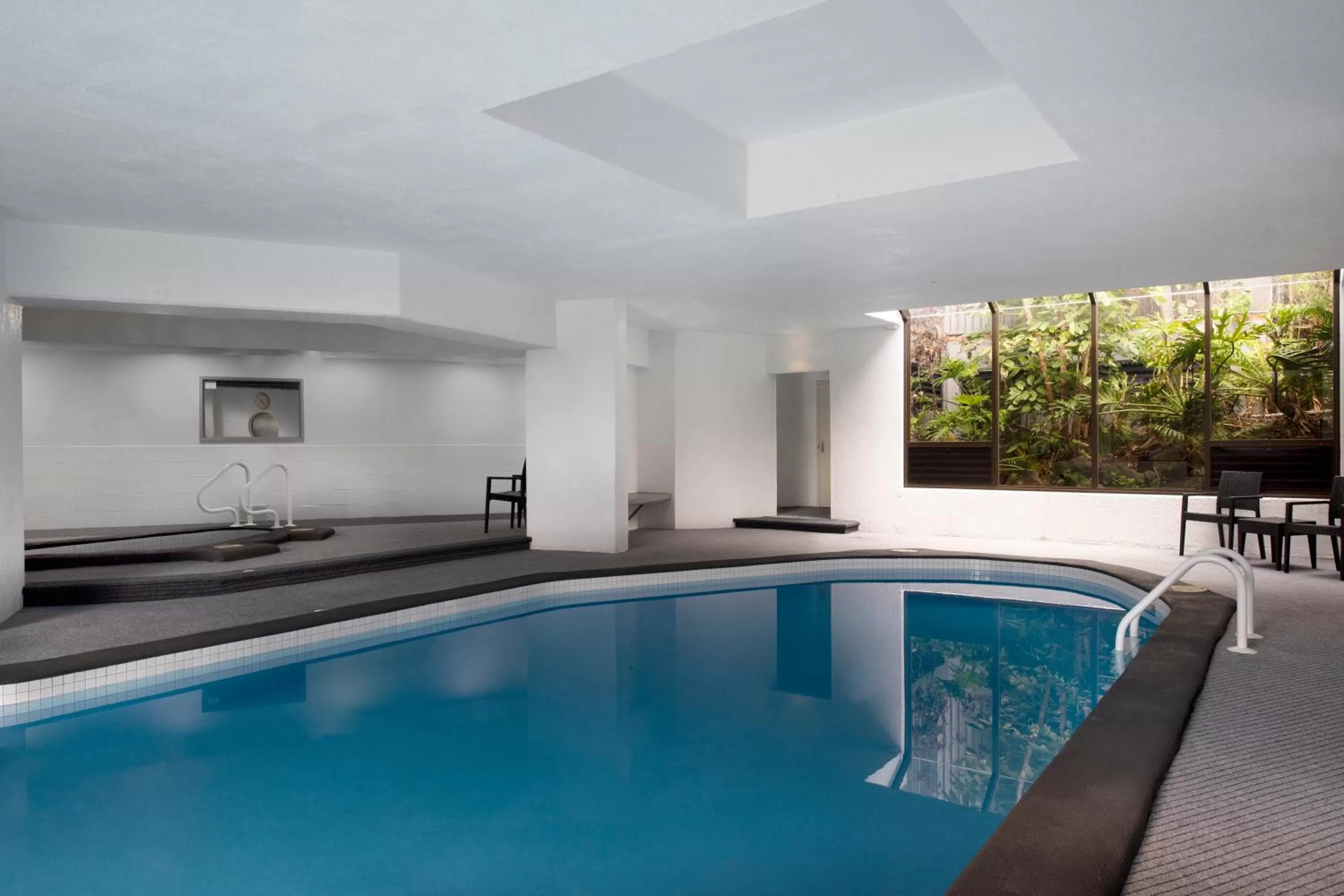 Swimming pool in BreakFree Acapulco