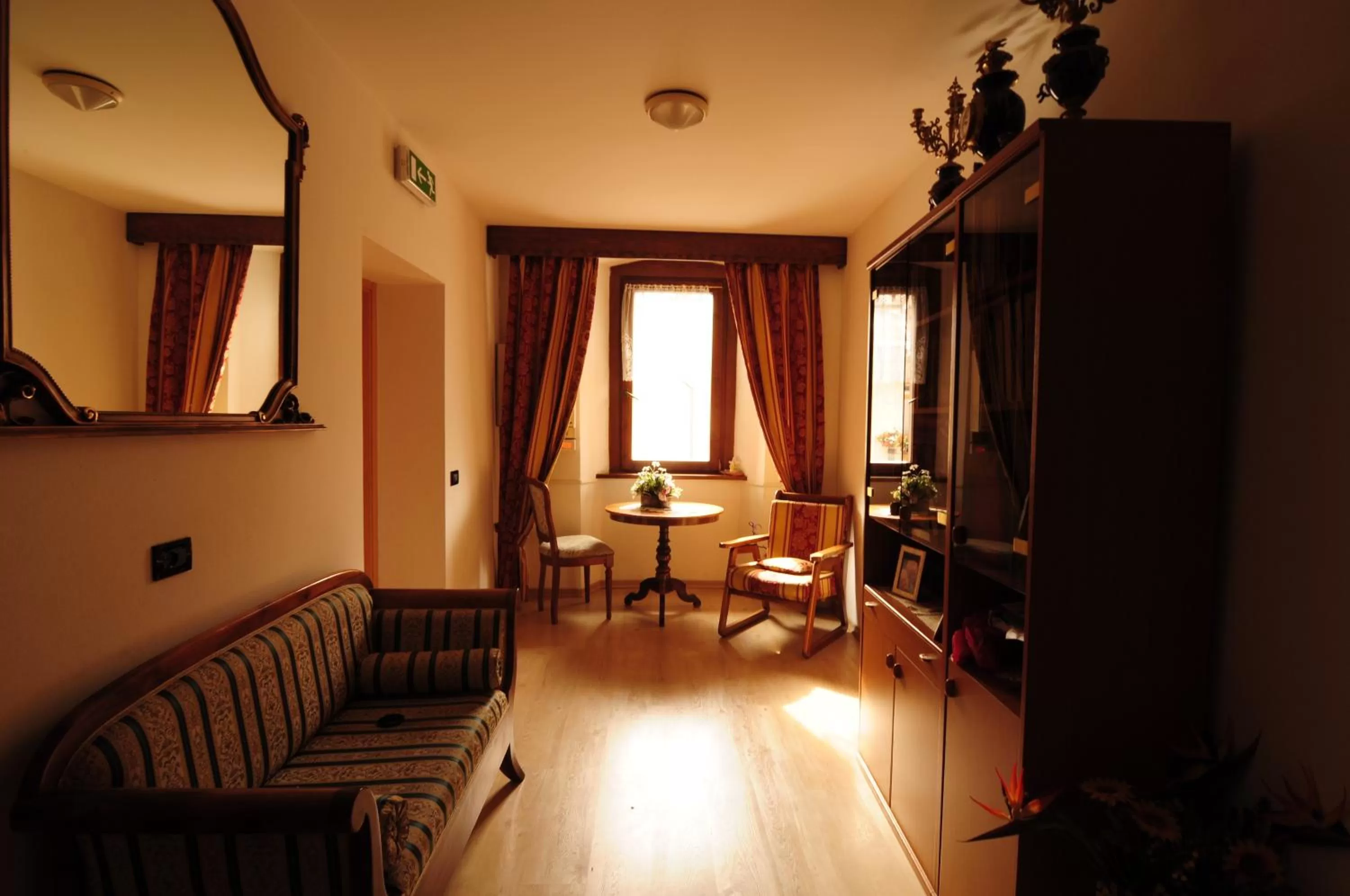 Seating area in Albergo Alpino