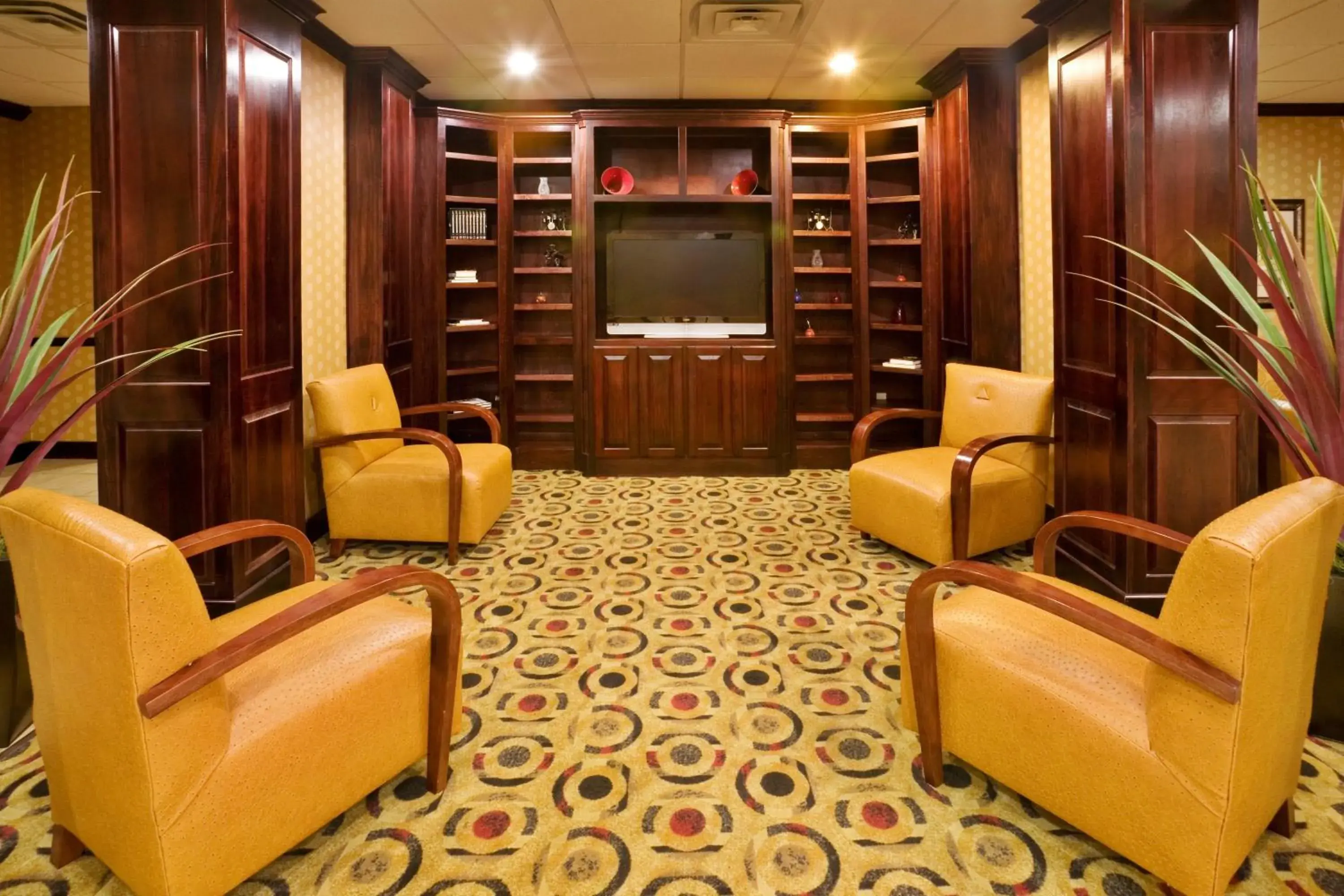 Lobby or reception, Lounge/Bar in Comfort Inn & Suites Denison - Lake Texoma Lobby or reception, Lounge/Bar in Comfort Inn & Suites Denison - Lake Texoma