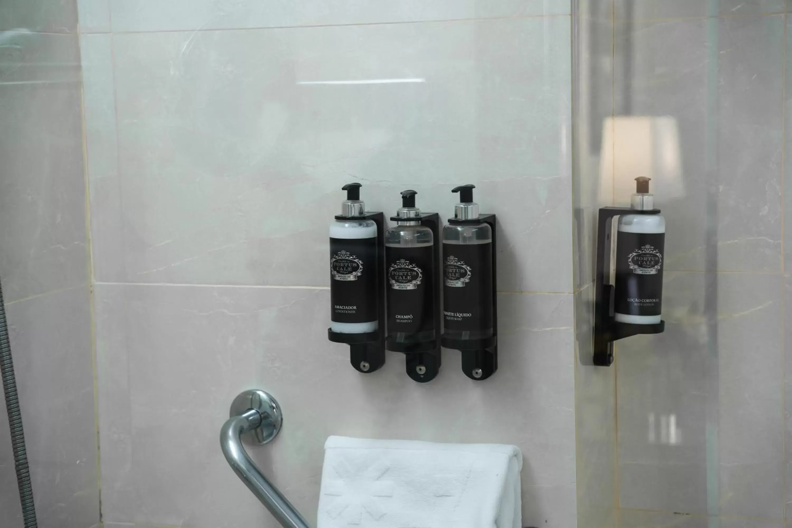 Bathroom in Hotel Taburiente S.C.Tenerife