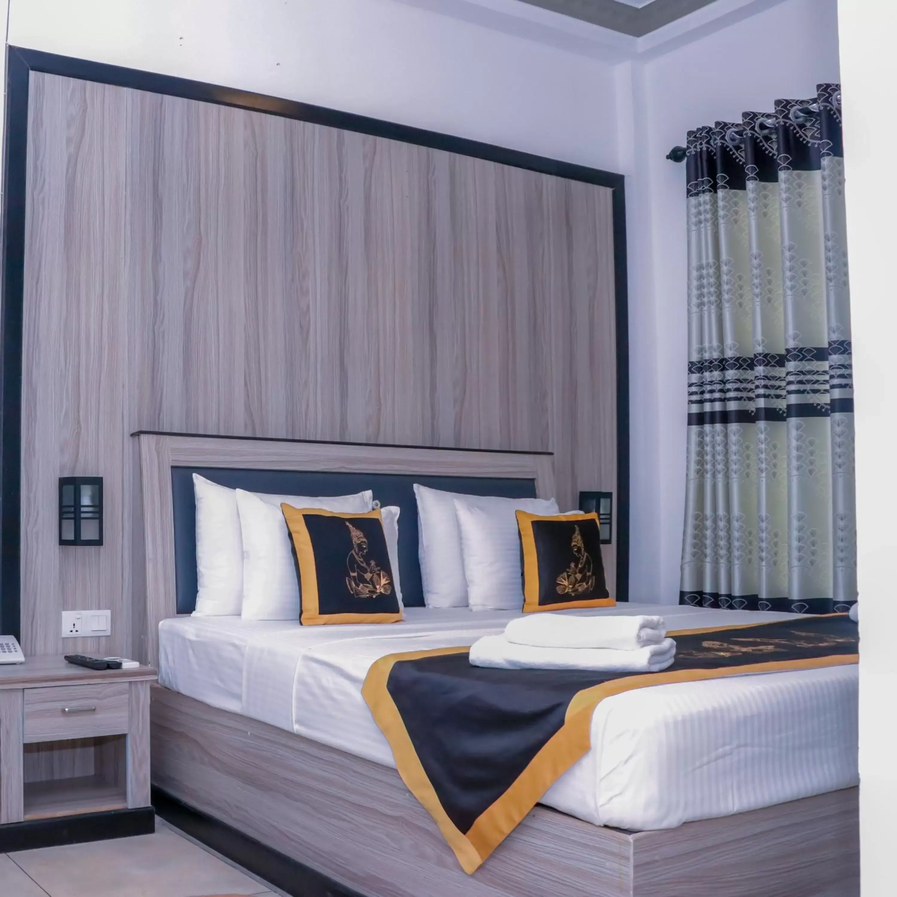 Economy Double Room in Sigiriya Kingdom Gate Dambulla Economy Double Room in Sigiriya Kingdom Gate Dambulla