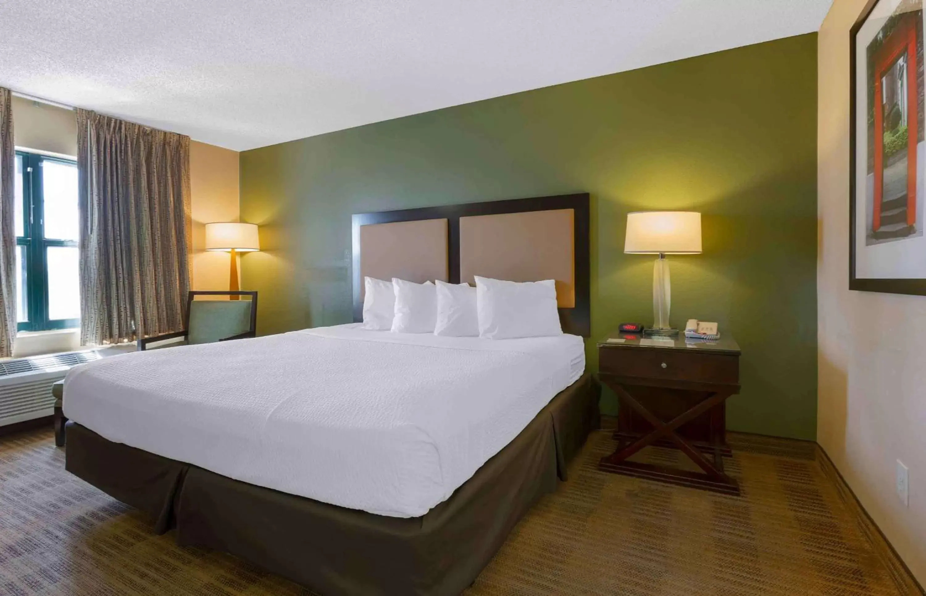 Bedroom, Bed in Extended Stay America Suites - Phoenix - Chandler