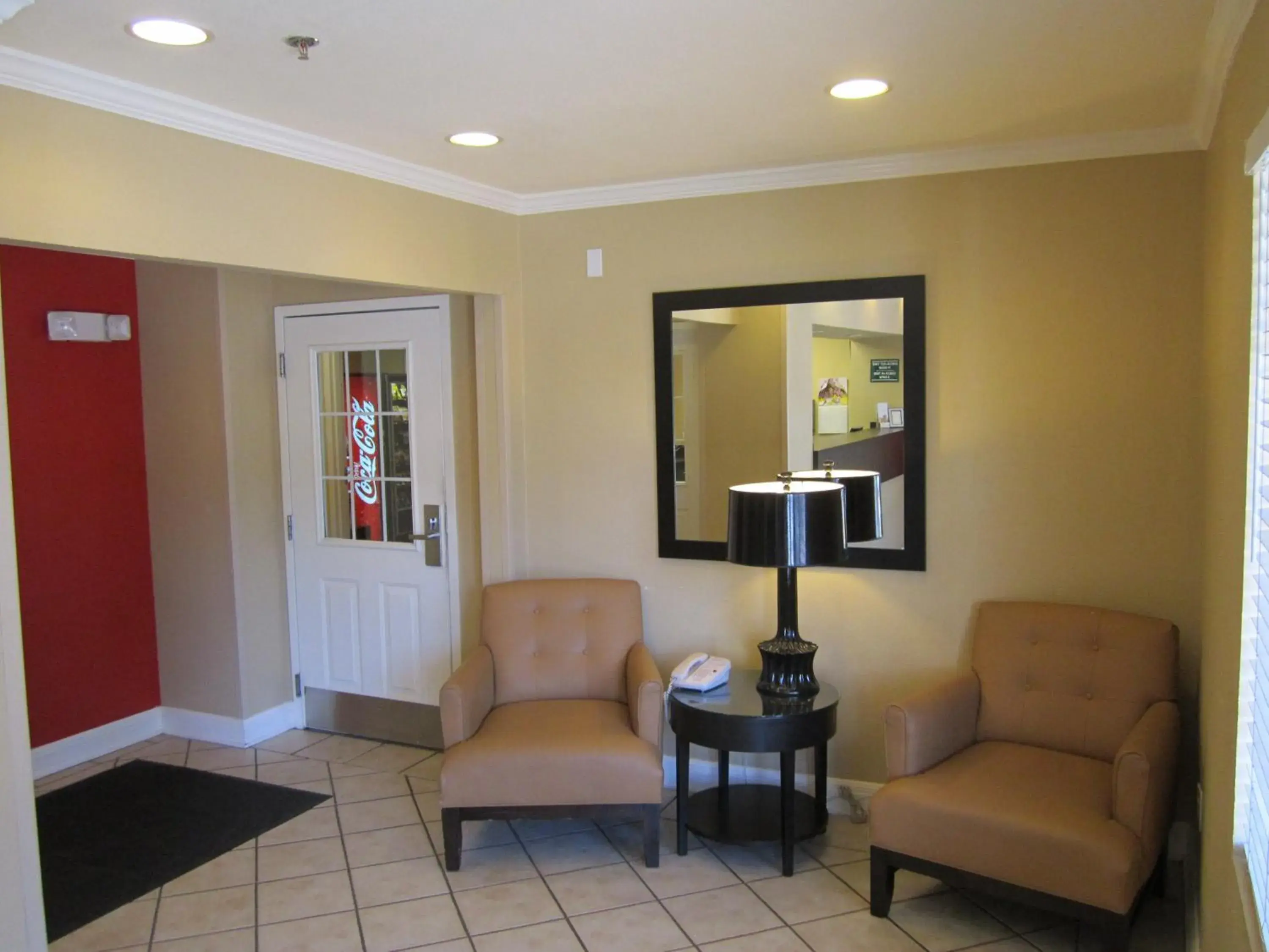 Lobby or reception, Seating Area in Extended Stay America Suites - Orange County - Brea