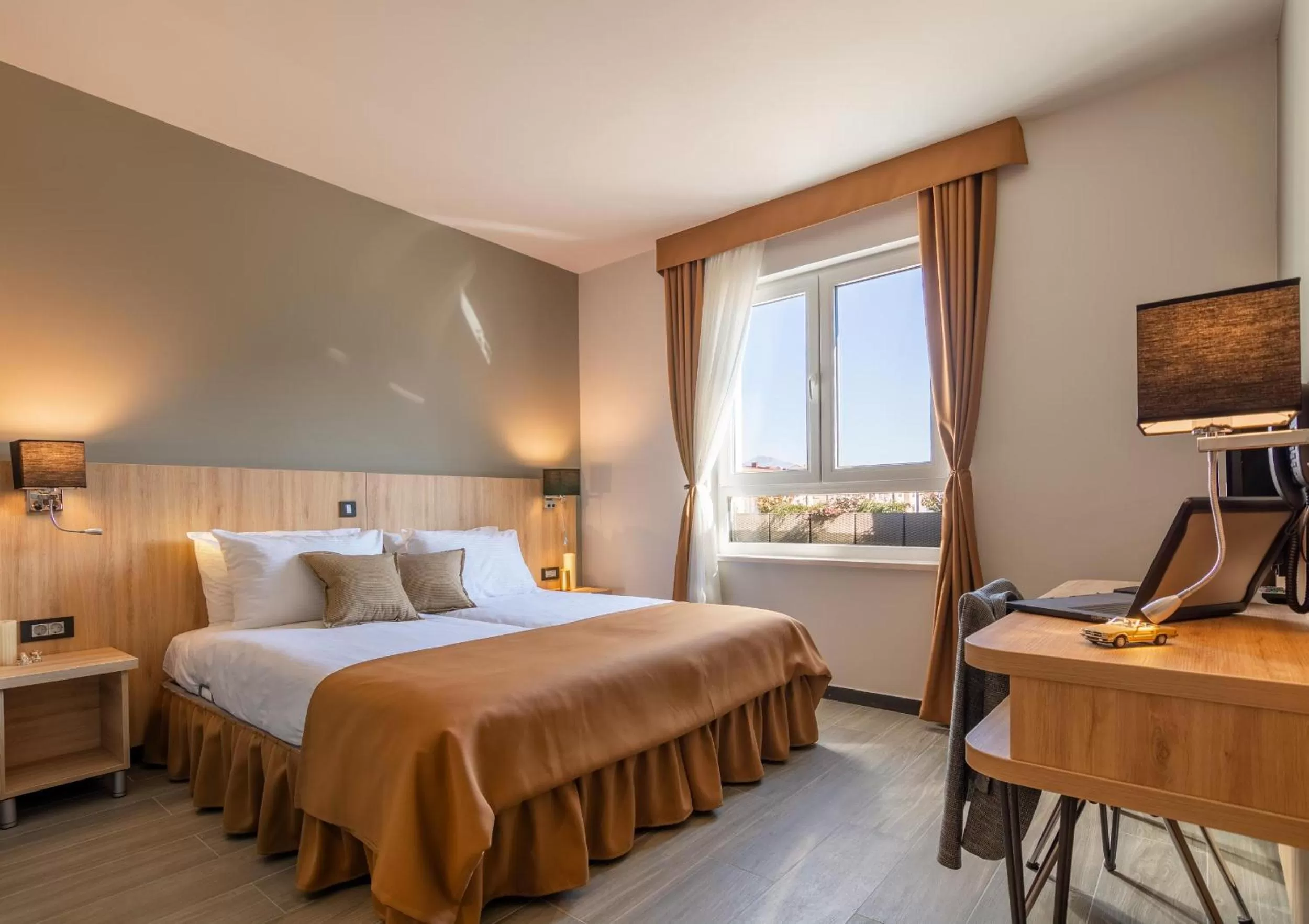 Double or Twin Room with Private Bathroom - single occupancy in Hotel Resurs