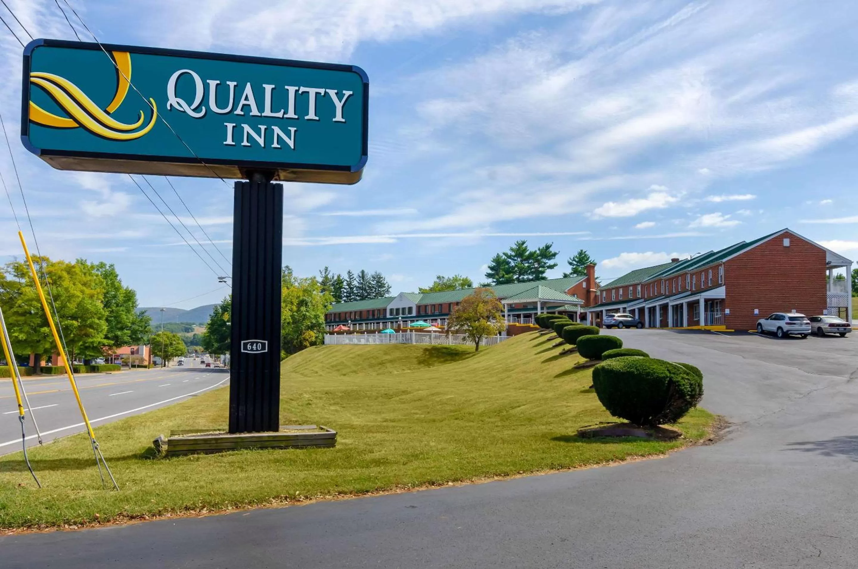Property building in Quality Inn Waynesboro - Skyline Drive