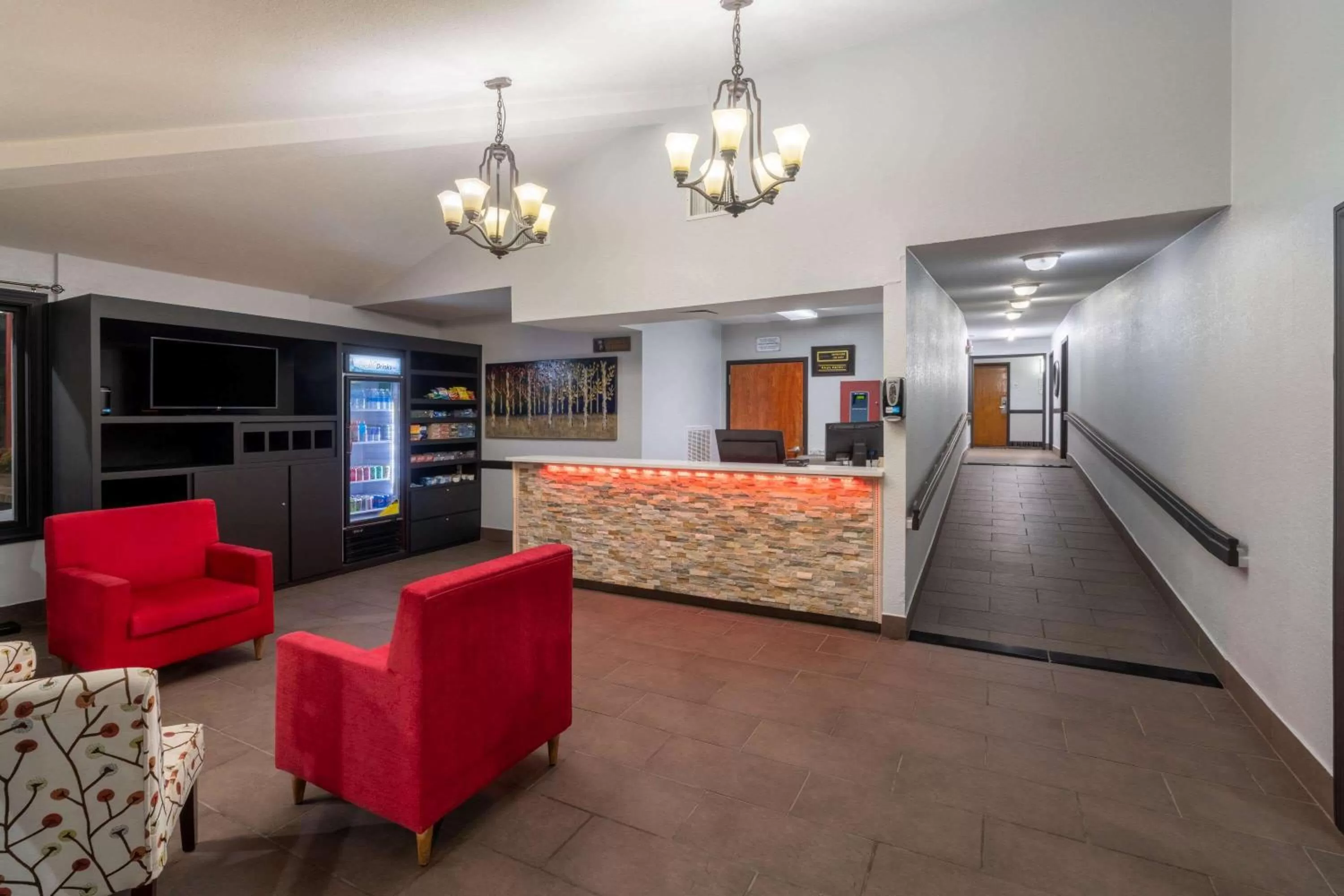 Lobby or reception in Ramada by Wyndham Maggie Valley
