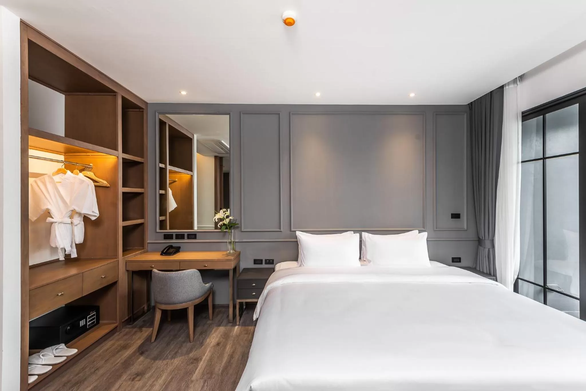 Bedroom, Bed in One Patio Hotel Pattaya - SHA Extra Plus