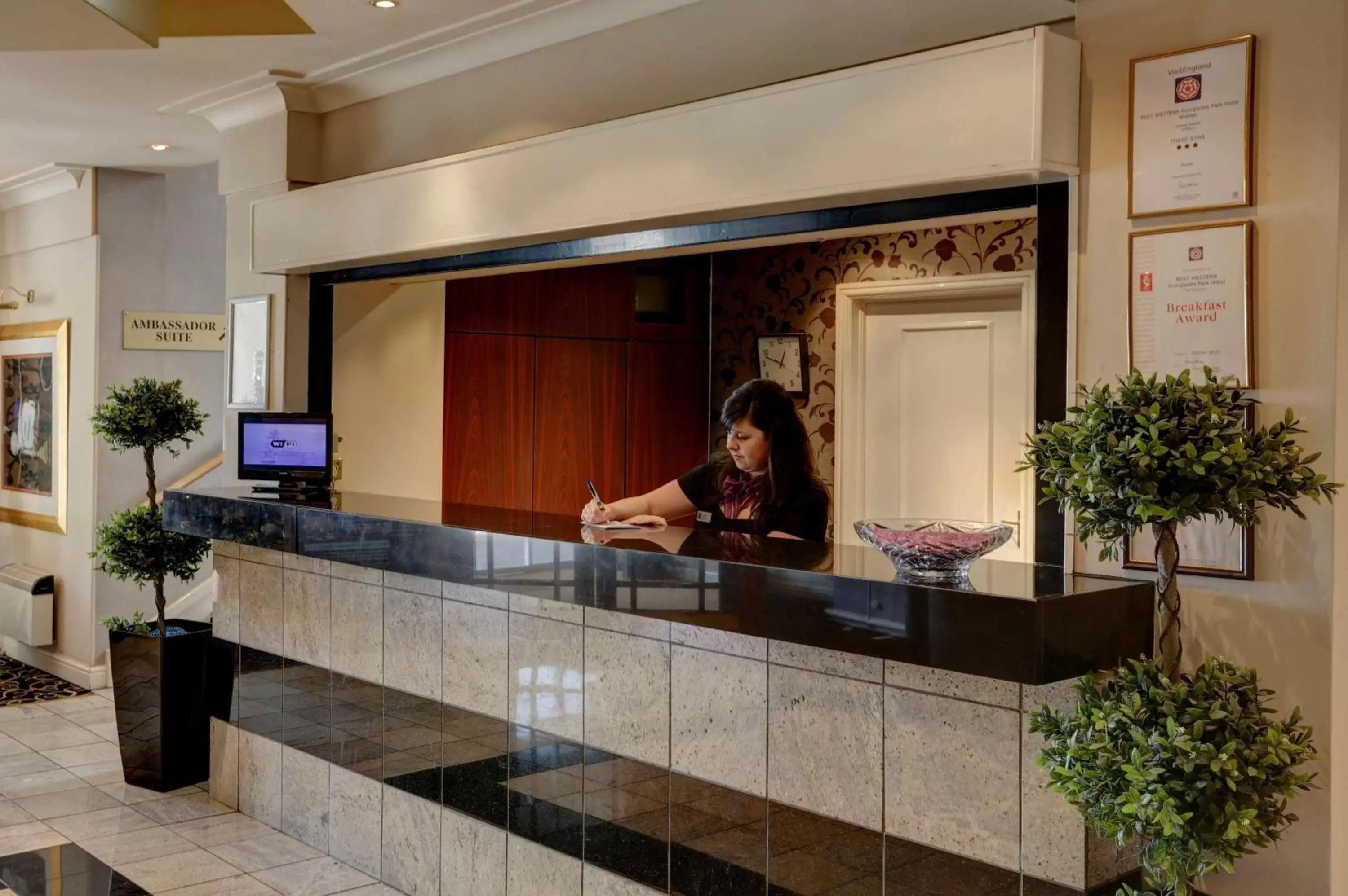 Lobby or reception, Lobby/Reception in Widnes Halton Everglades Park Hotel