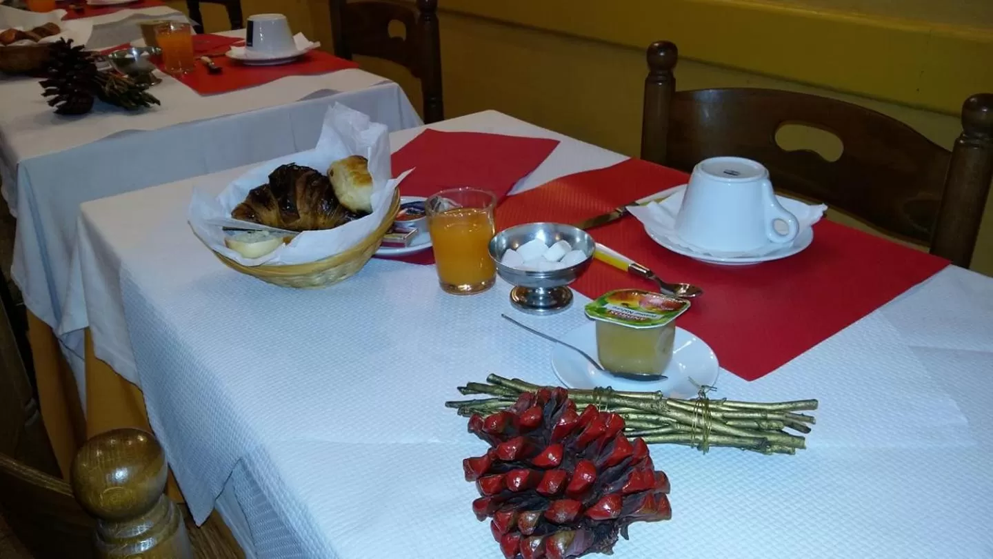 Breakfast in Hôtel Saint Vincent