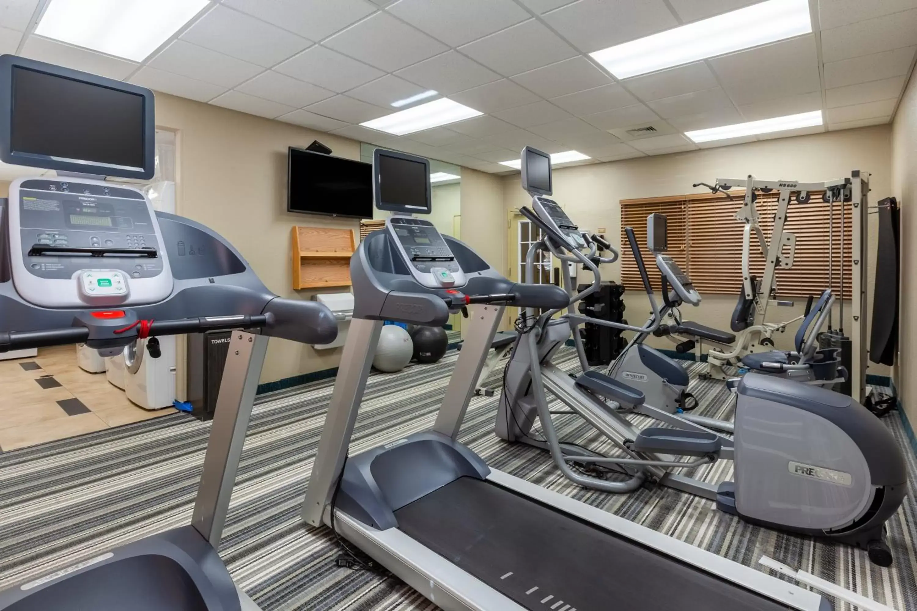 Spa and wellness centre/facilities in Candlewood Suites-West Springfield by IHG Spa and wellness centre/facilities in Candlewood Suites-West Springfield by IHG