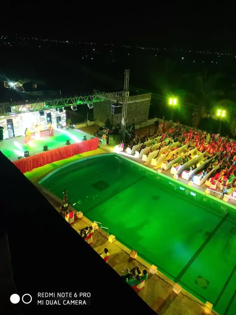 Swimming pool in Kanthi Resorts Badami Swimming pool in Kanthi Resorts Badami