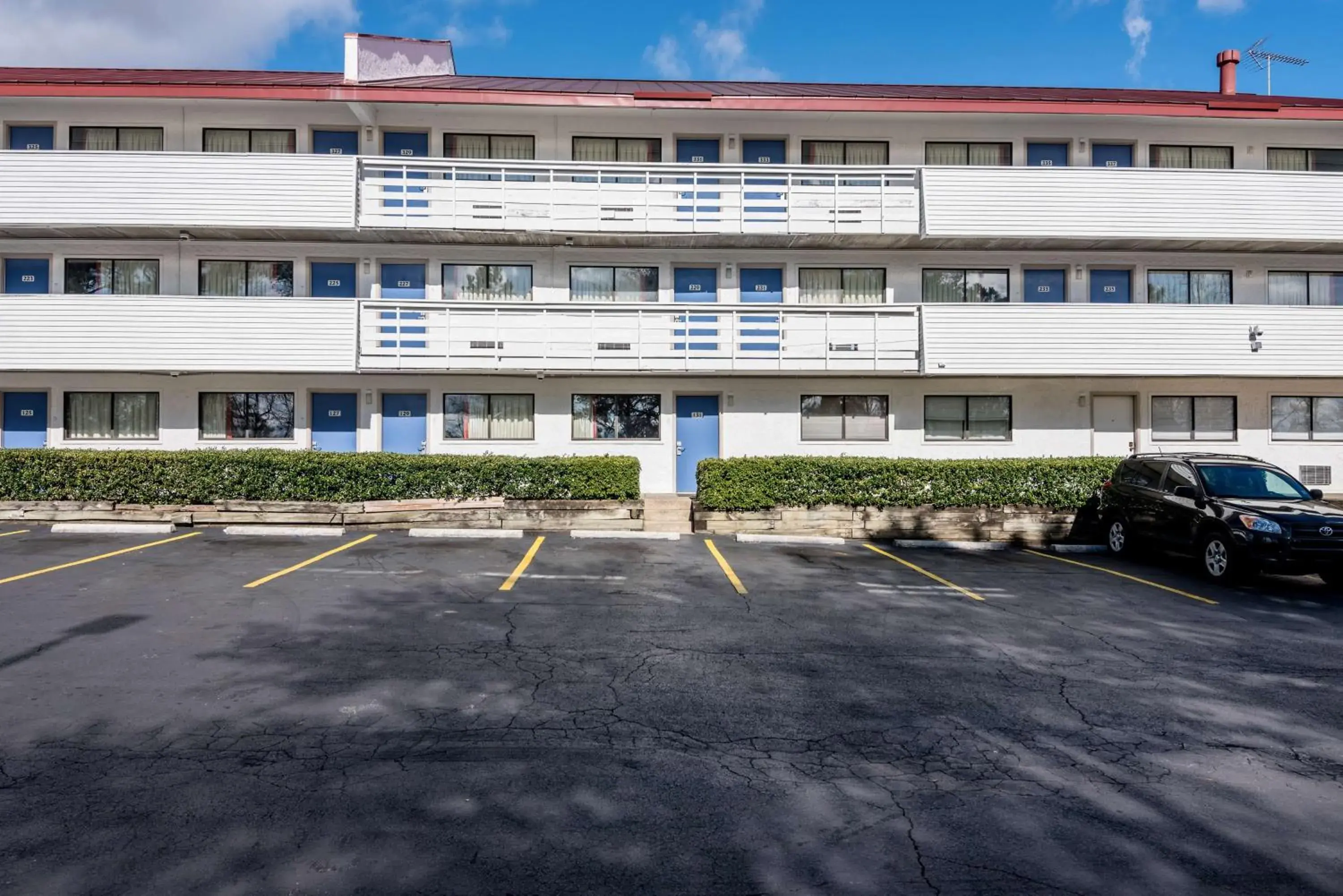 Property Building in Motel 6-Birmingham, AL