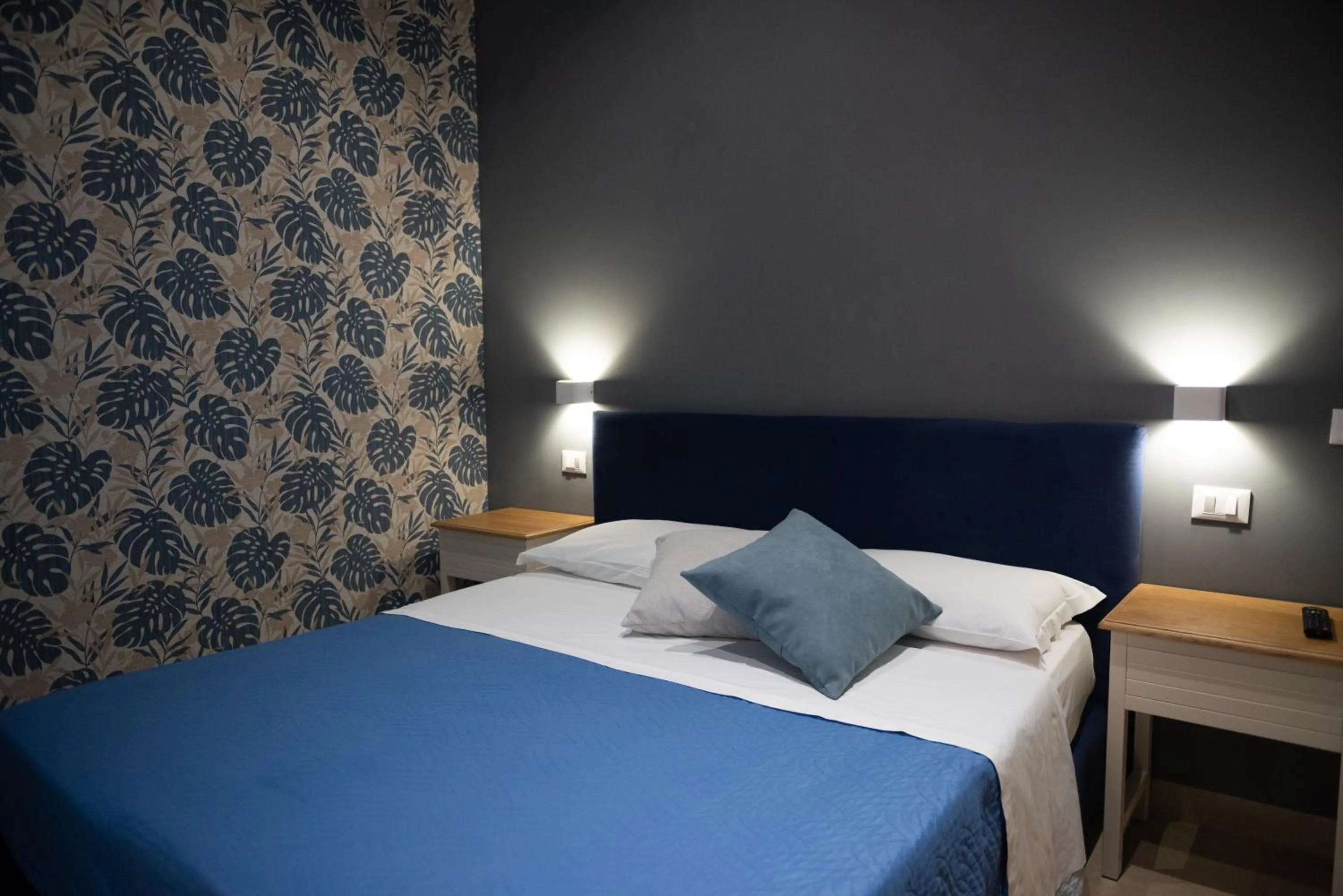 Bedroom, Bed in ZIBIBBO SUITES & ROOMS - Aparthotel in Centro Storico a Trapani