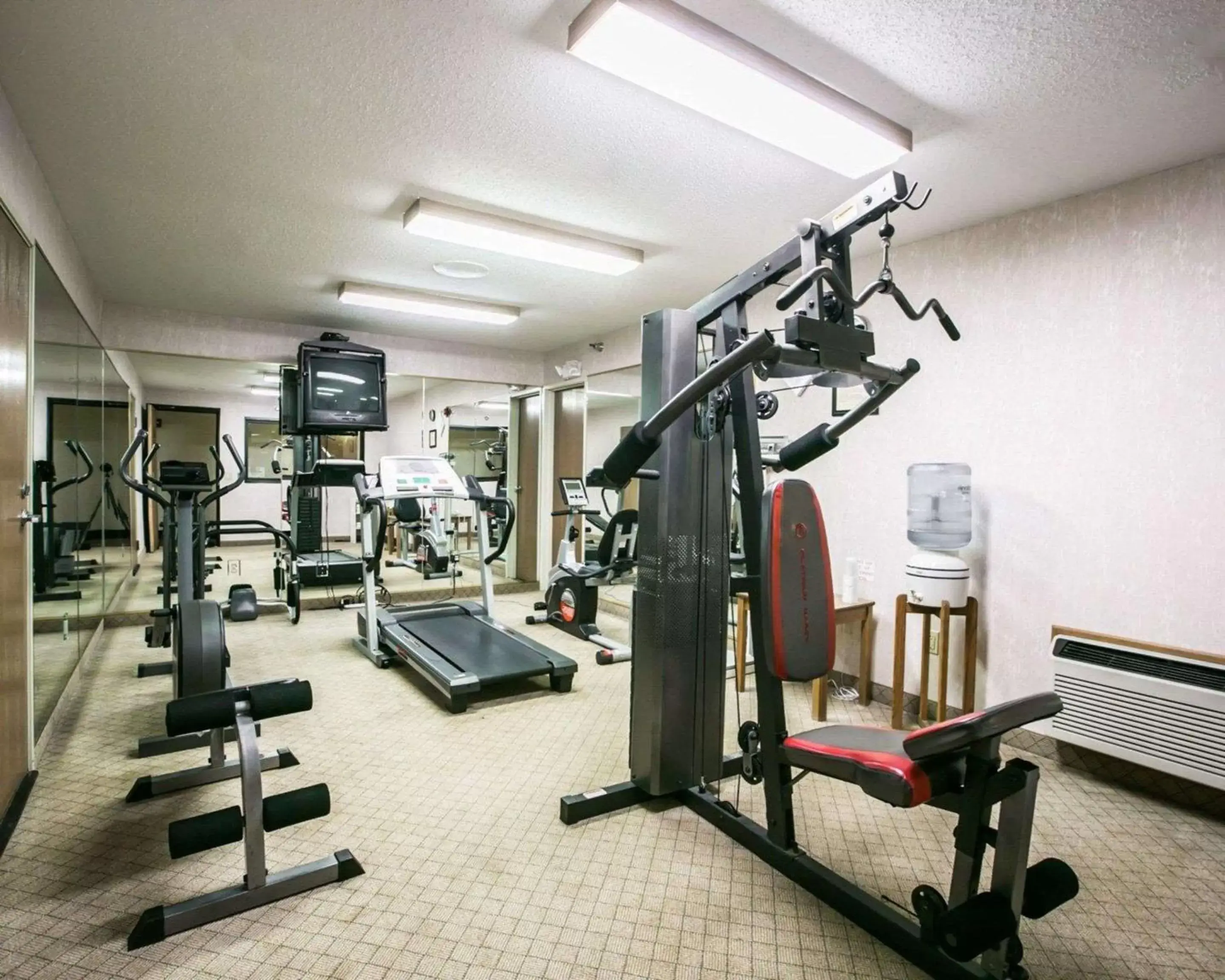 Fitness centre/facilities, Fitness Center/Facilities in Quality Inn & Suites Woodstock near Lake Geneva