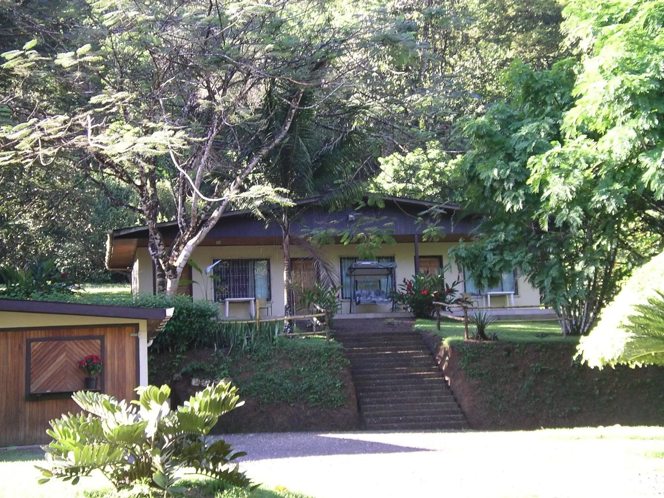 Facade/entrance, Property Building in La Purruja Lodge