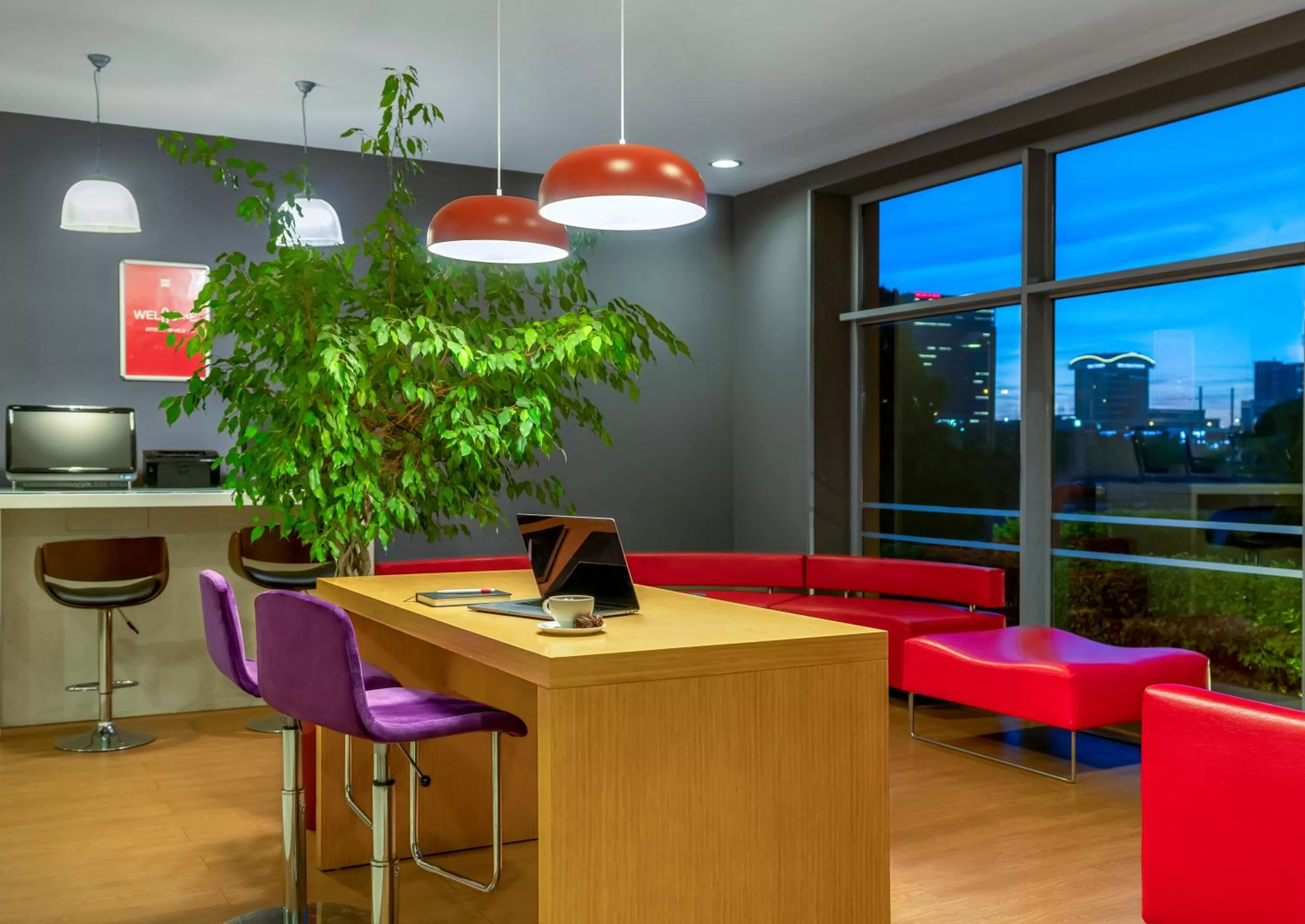 Business facilities in Ibis Bursa