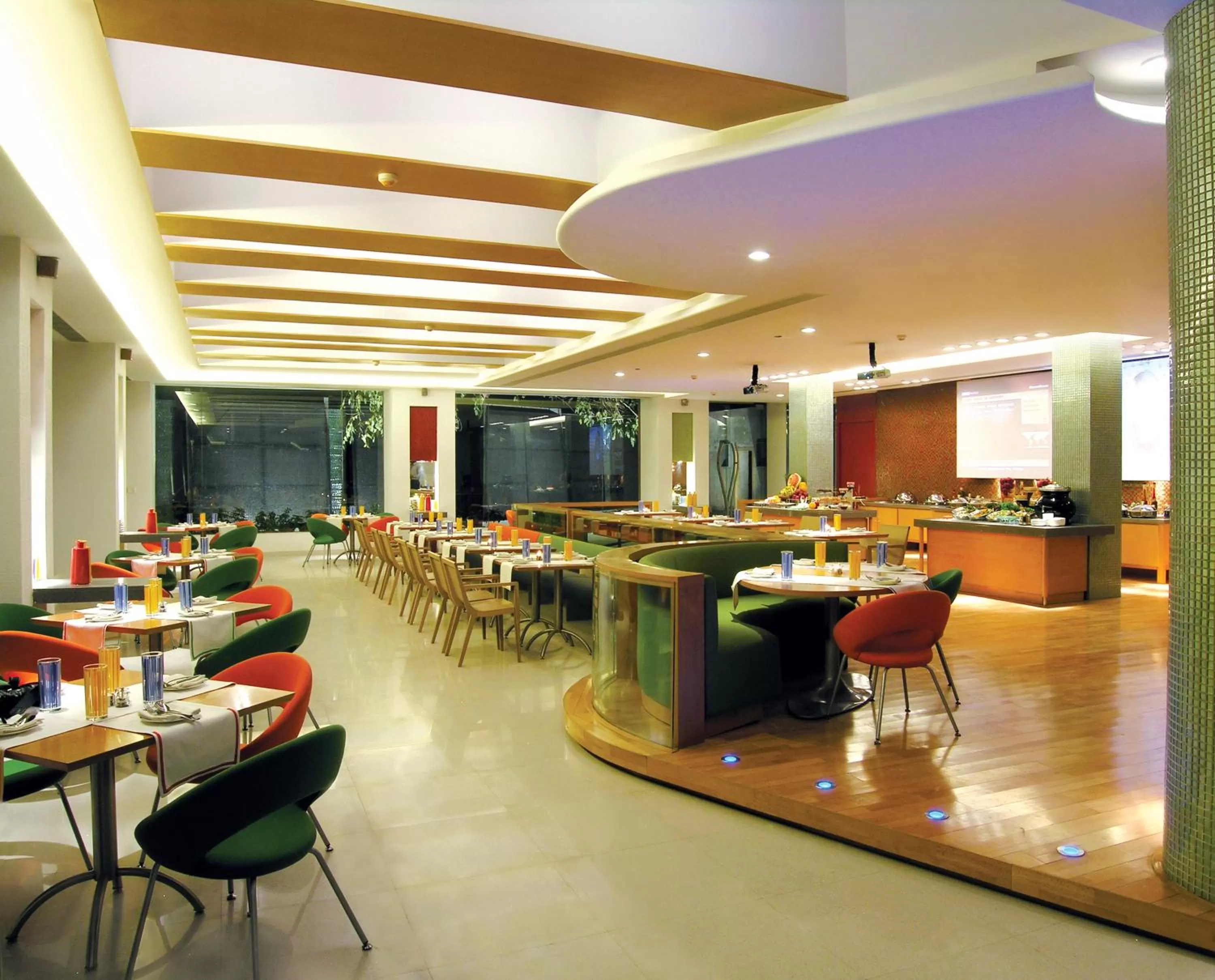 Restaurant/places to eat in Taj Chandigarh
