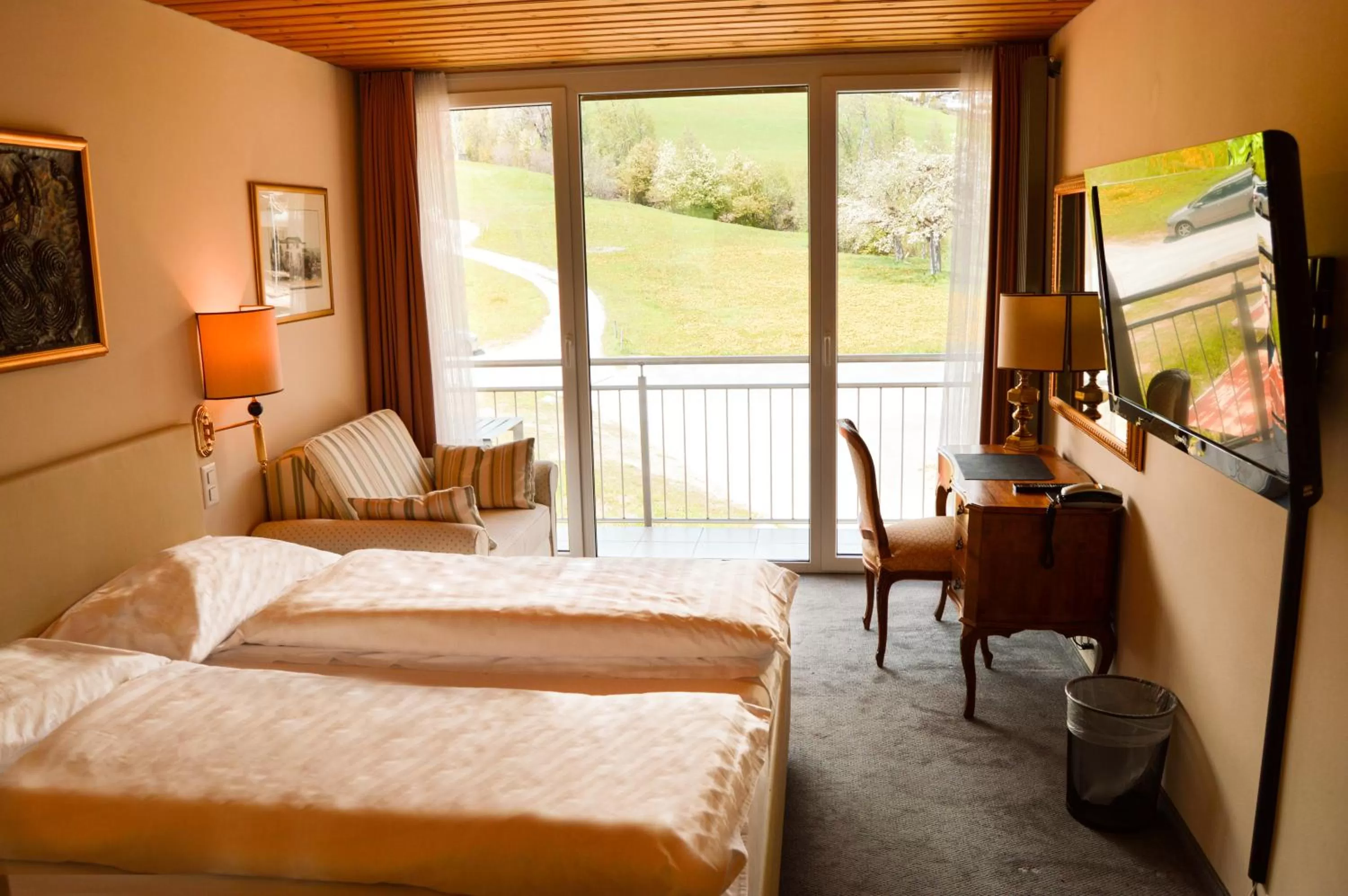 Photo of the whole room, Bed in Hostel Flims