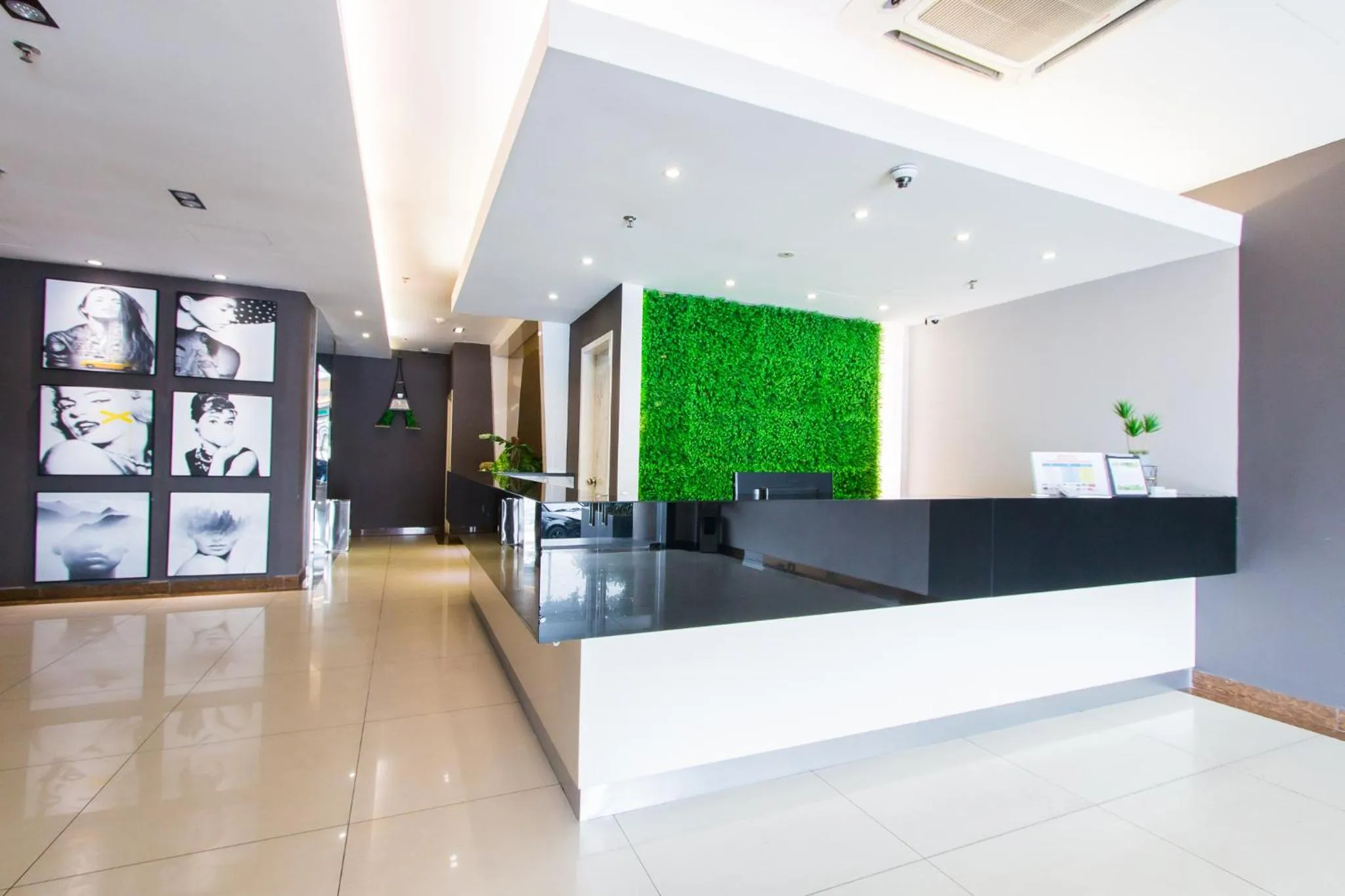 Lobby or reception in Hotel 99 Bandar Puteri Puchong