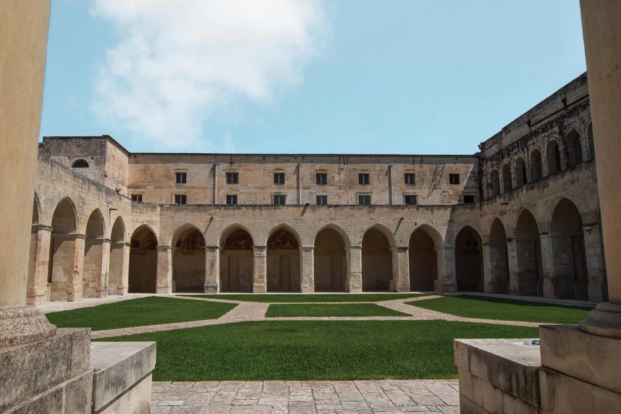 Inner courtyard view in Chiostro dei Domenicani - Dimora Storica