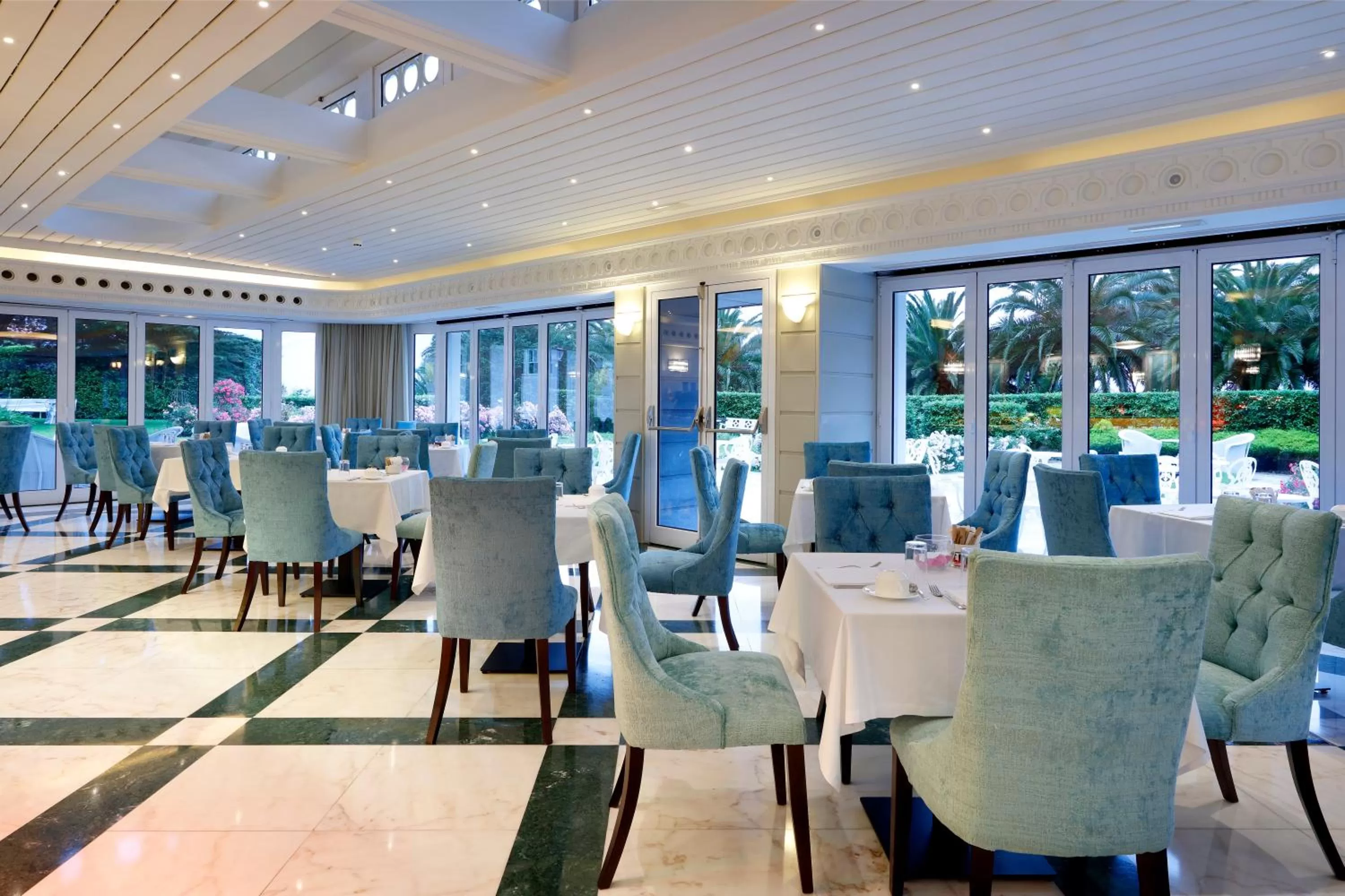 Lounge or bar in Eurostars Hotel Real