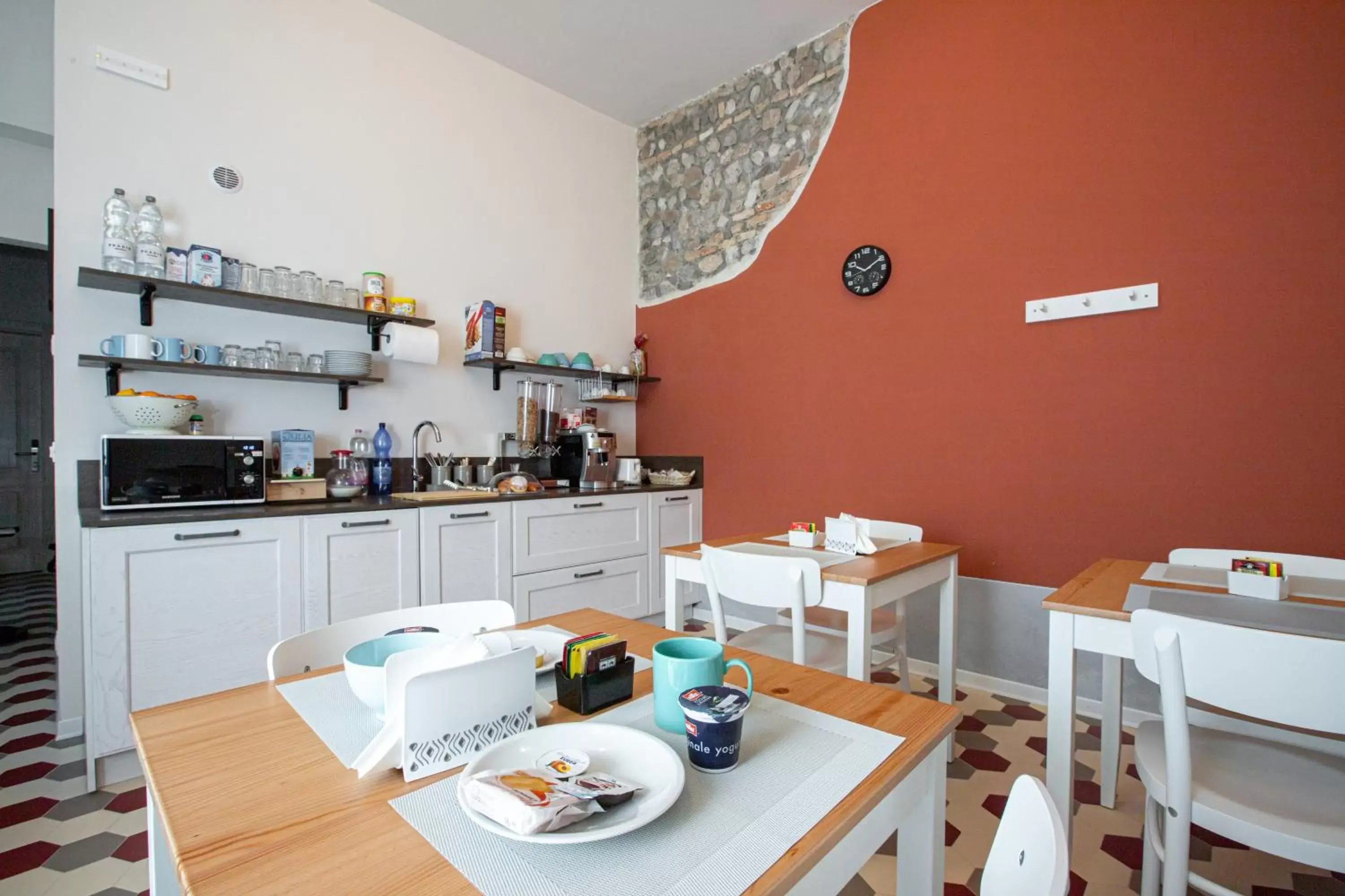 Communal kitchen, Restaurant/Places to Eat in Casa Livia