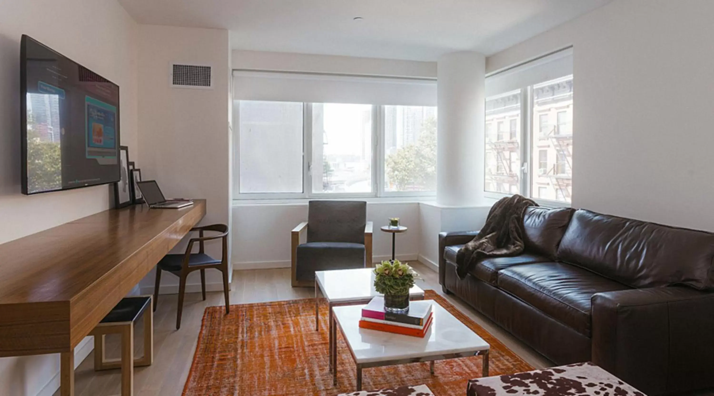 Living room in Truss Hotel Times Square Living room in Truss Hotel Times Square