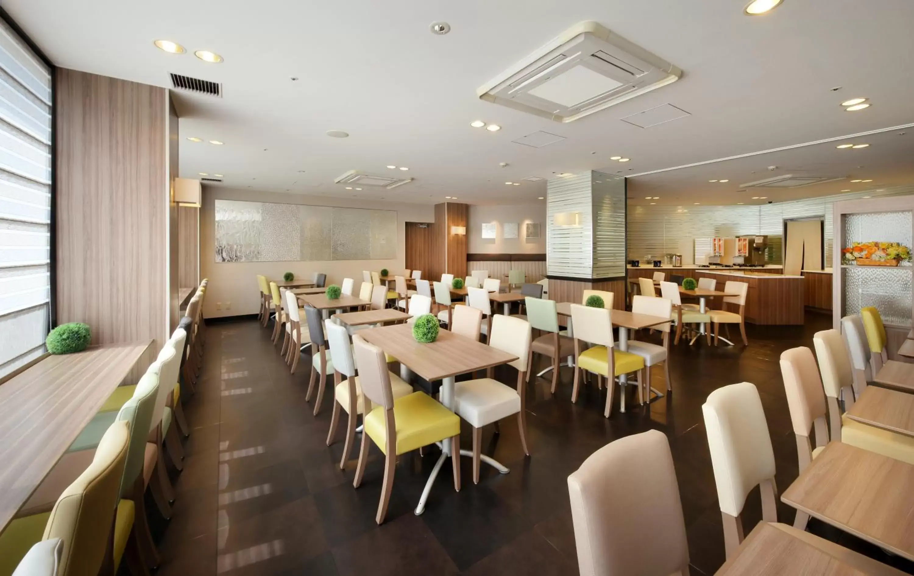 Breakfast, Restaurant/Places to Eat in Keio Presso Inn Otemachi