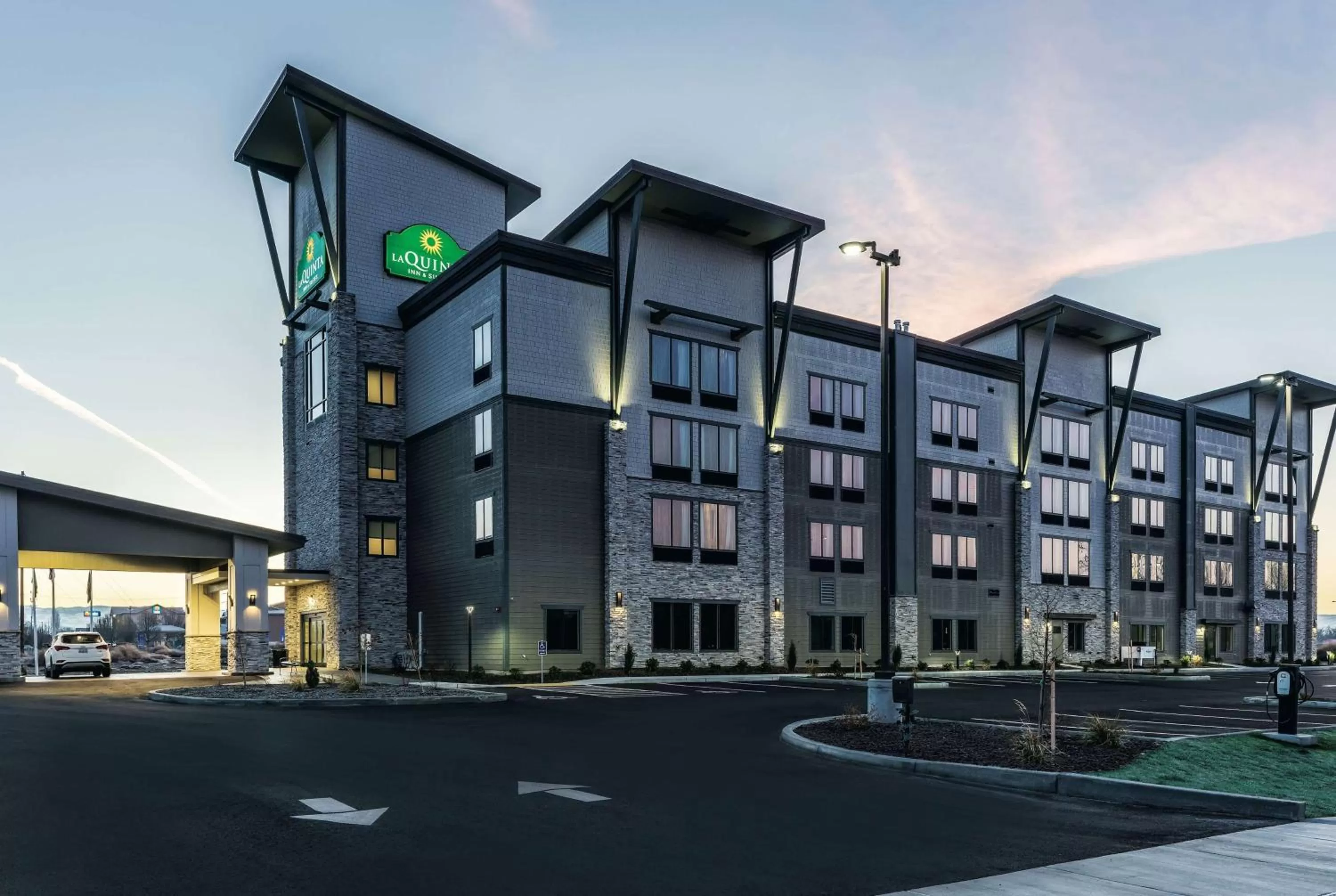 Property building in La Quinta Inn & Suites by Wyndham Walla Walla
