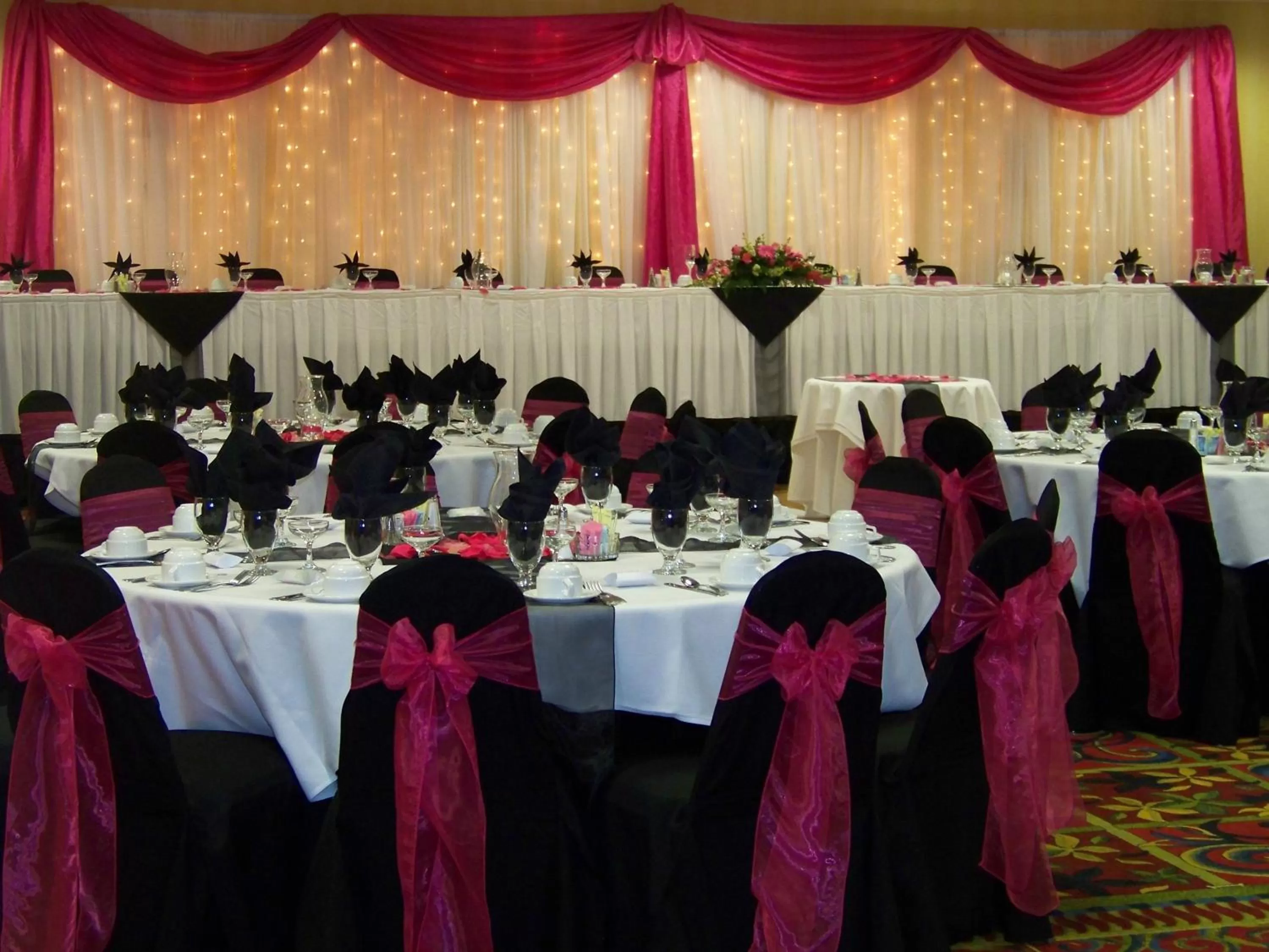 Banquet/Function facilities in Wyndham Garden Fresno Yosemite Airport