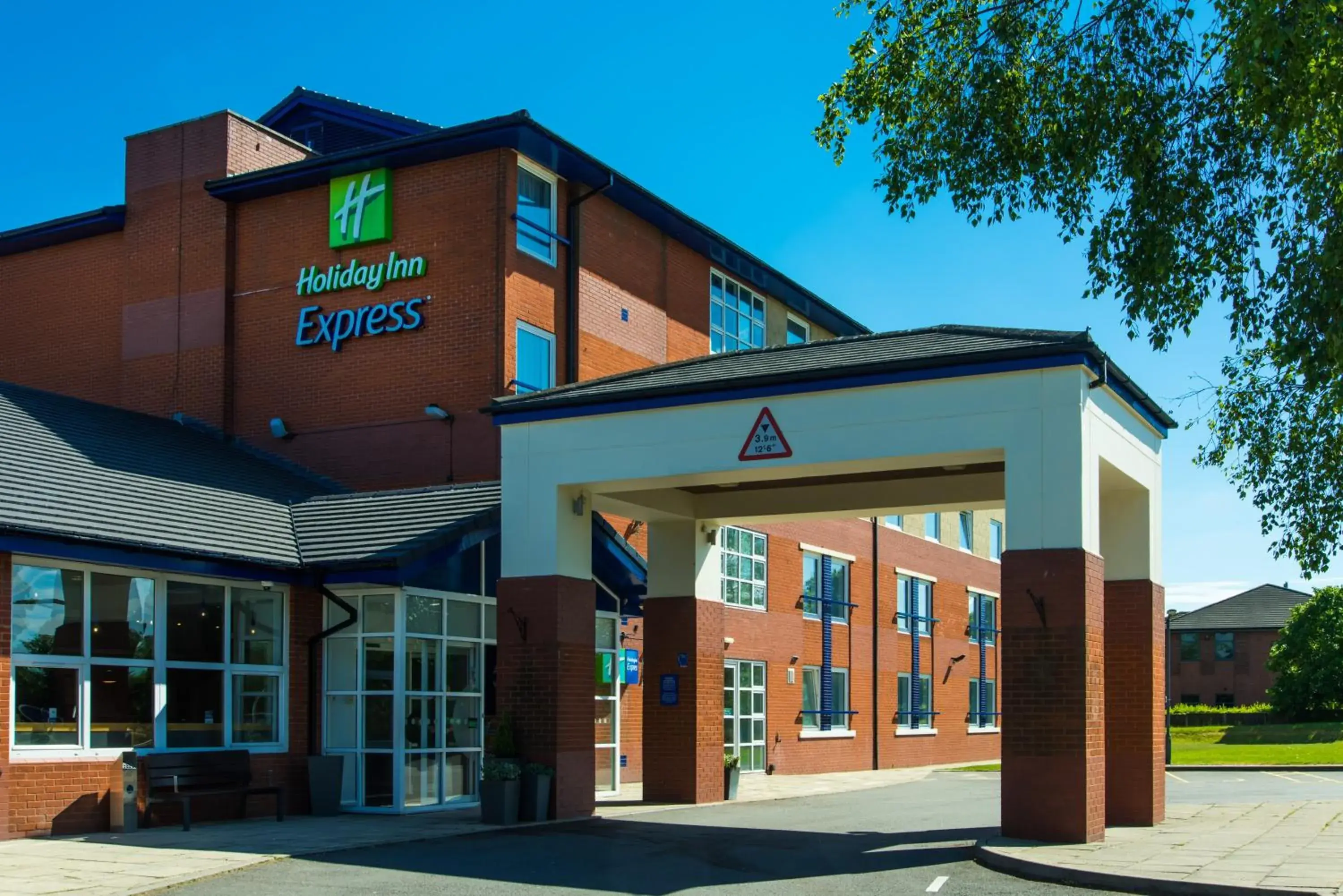 Property building in Holiday Inn Express Burton On Trent