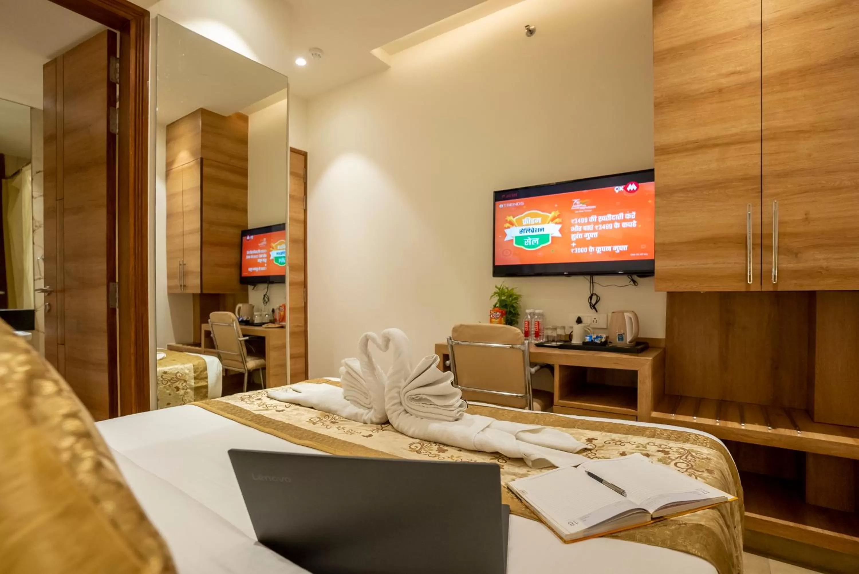 Bedroom, Bed in Celebrant Hotel