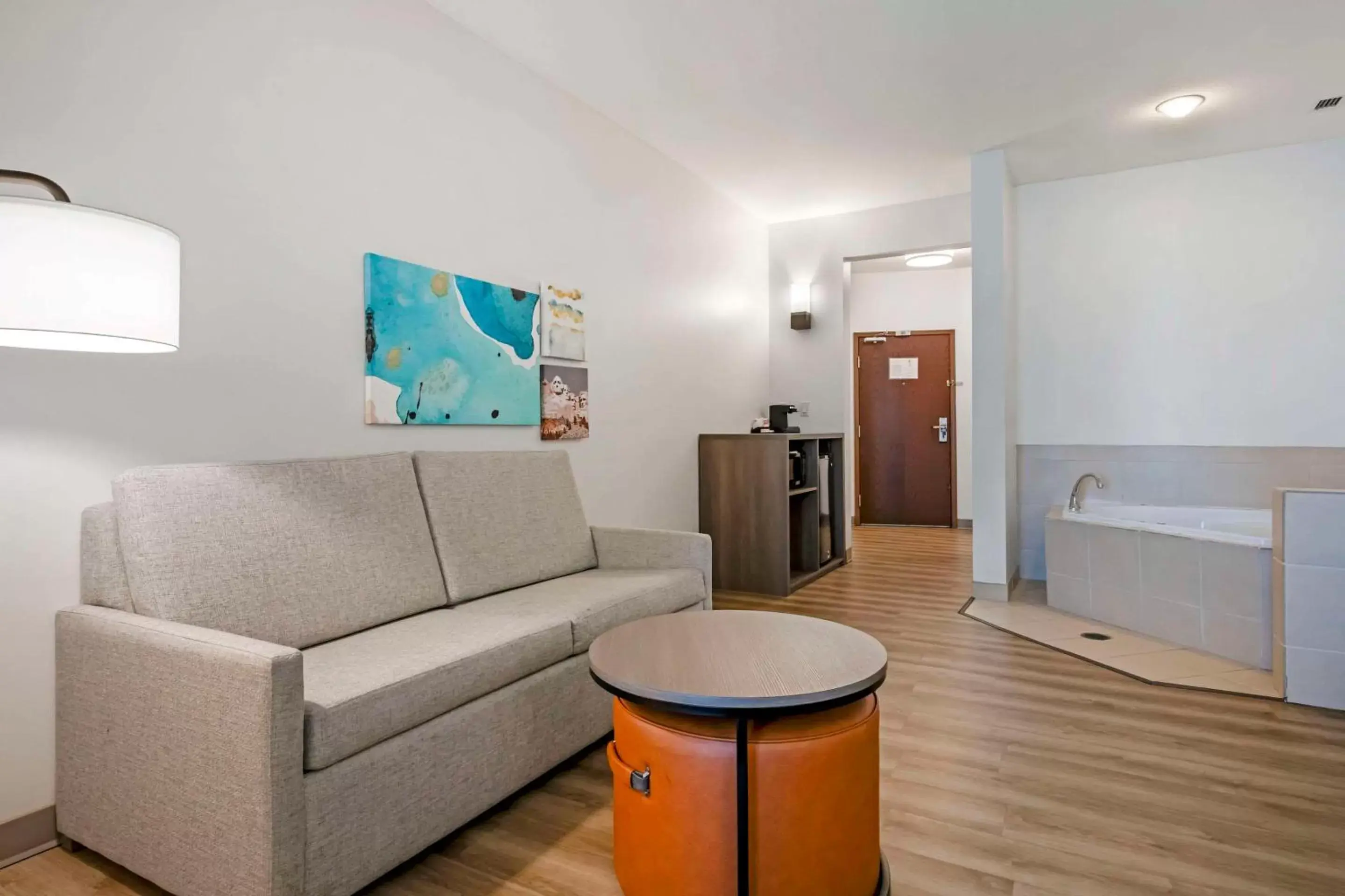 Bedroom in Comfort Suites Conference Center Rapid City Bedroom in Comfort Suites Conference Center Rapid City