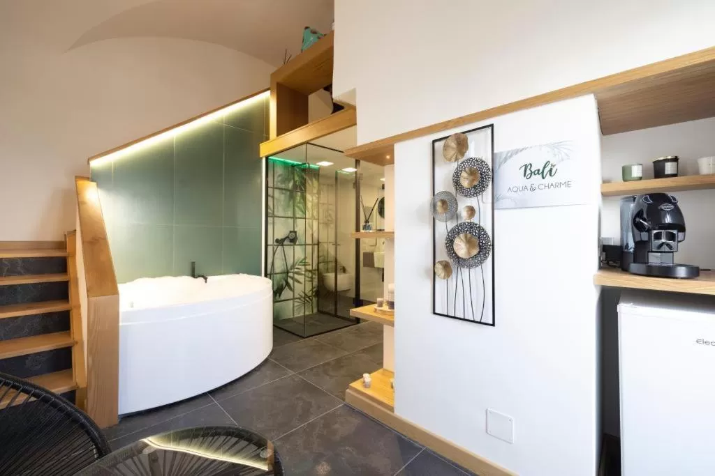 Bathroom in Bali AQUA&CHARME