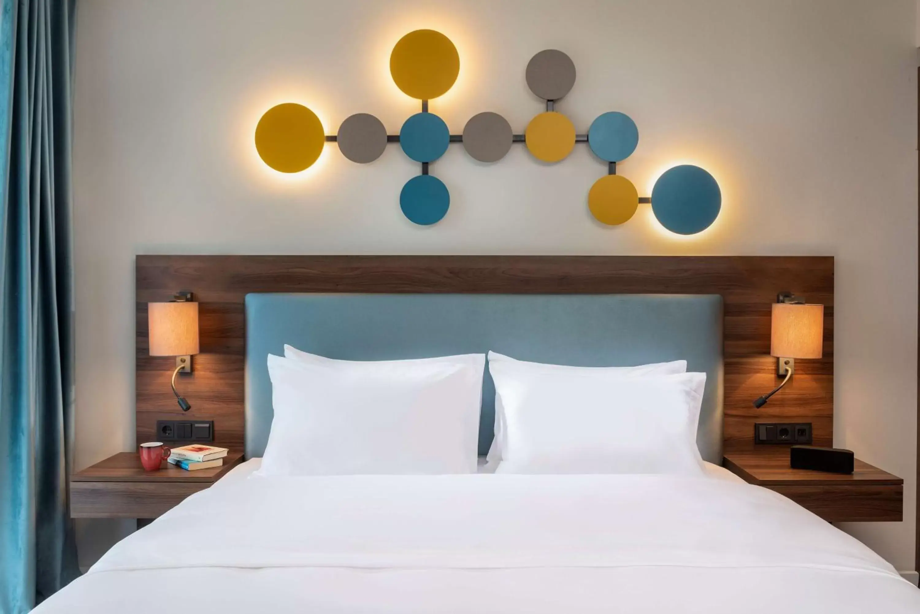 Photo of the whole room, Bed in Hyatt House Frankfurt Eschborn Photo of the whole room, Bed in Hyatt House Frankfurt Eschborn