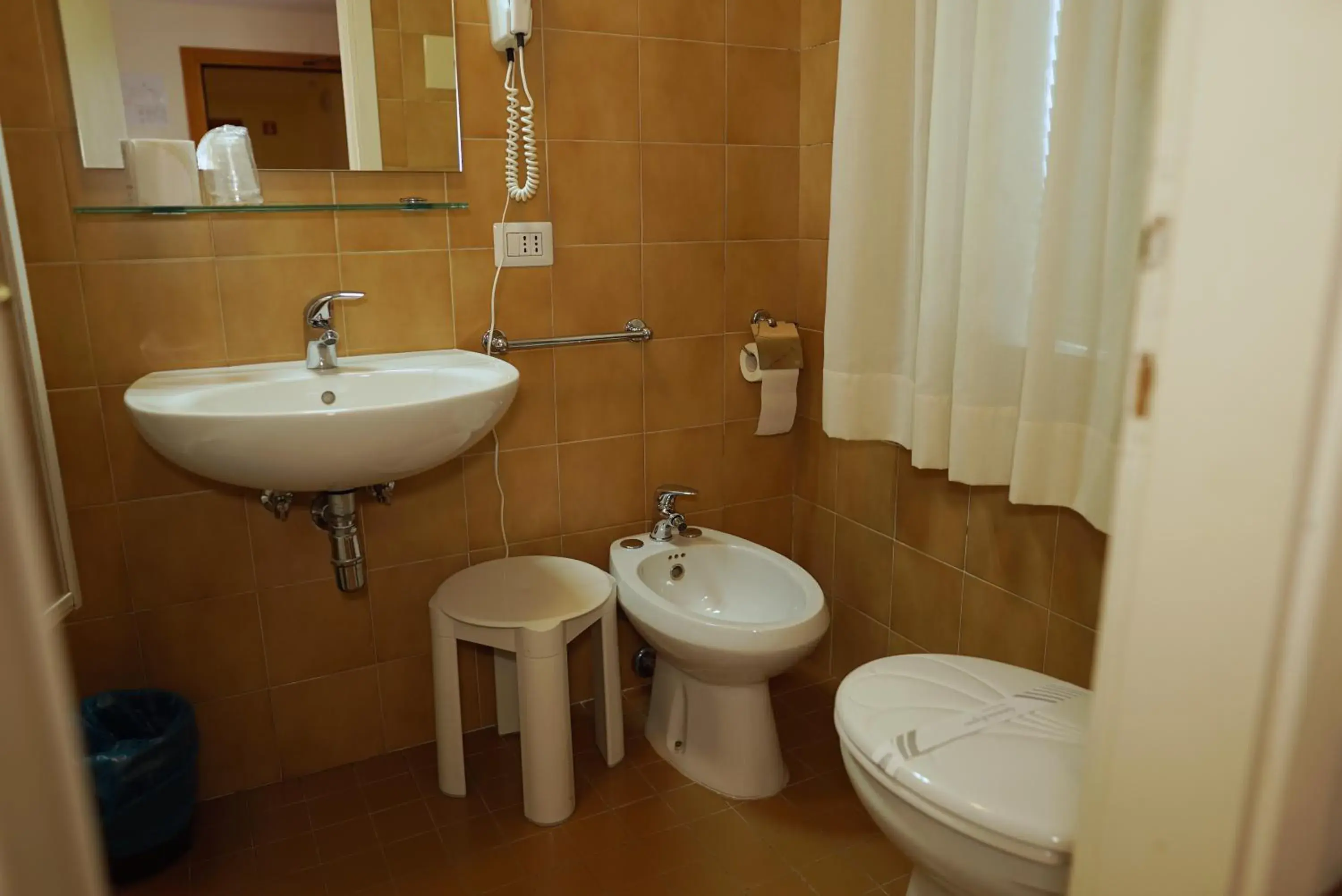 Bathroom in Hotel Canada