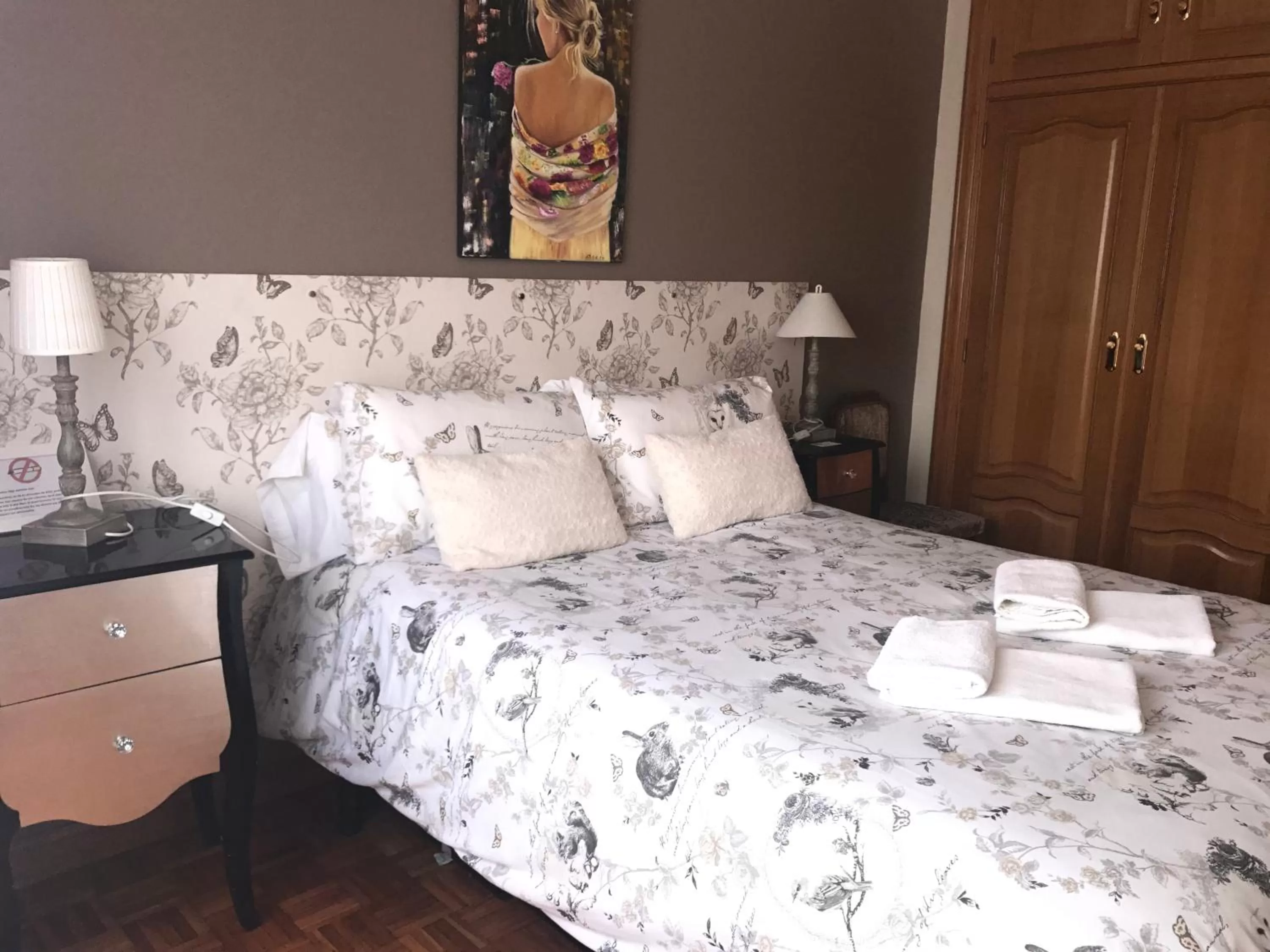 Bed in Alojamientos Iruña