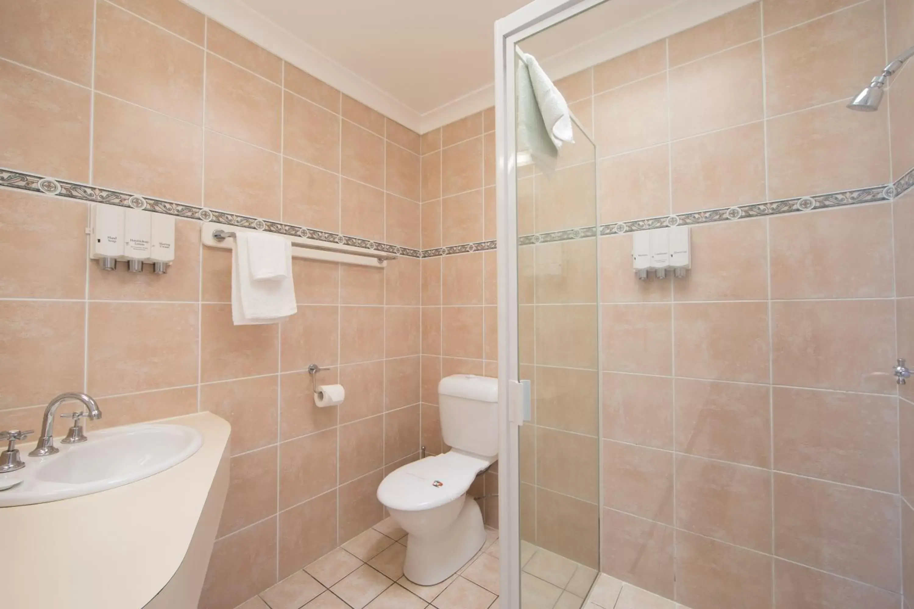 Shower, Bathroom in Caboolture Motel