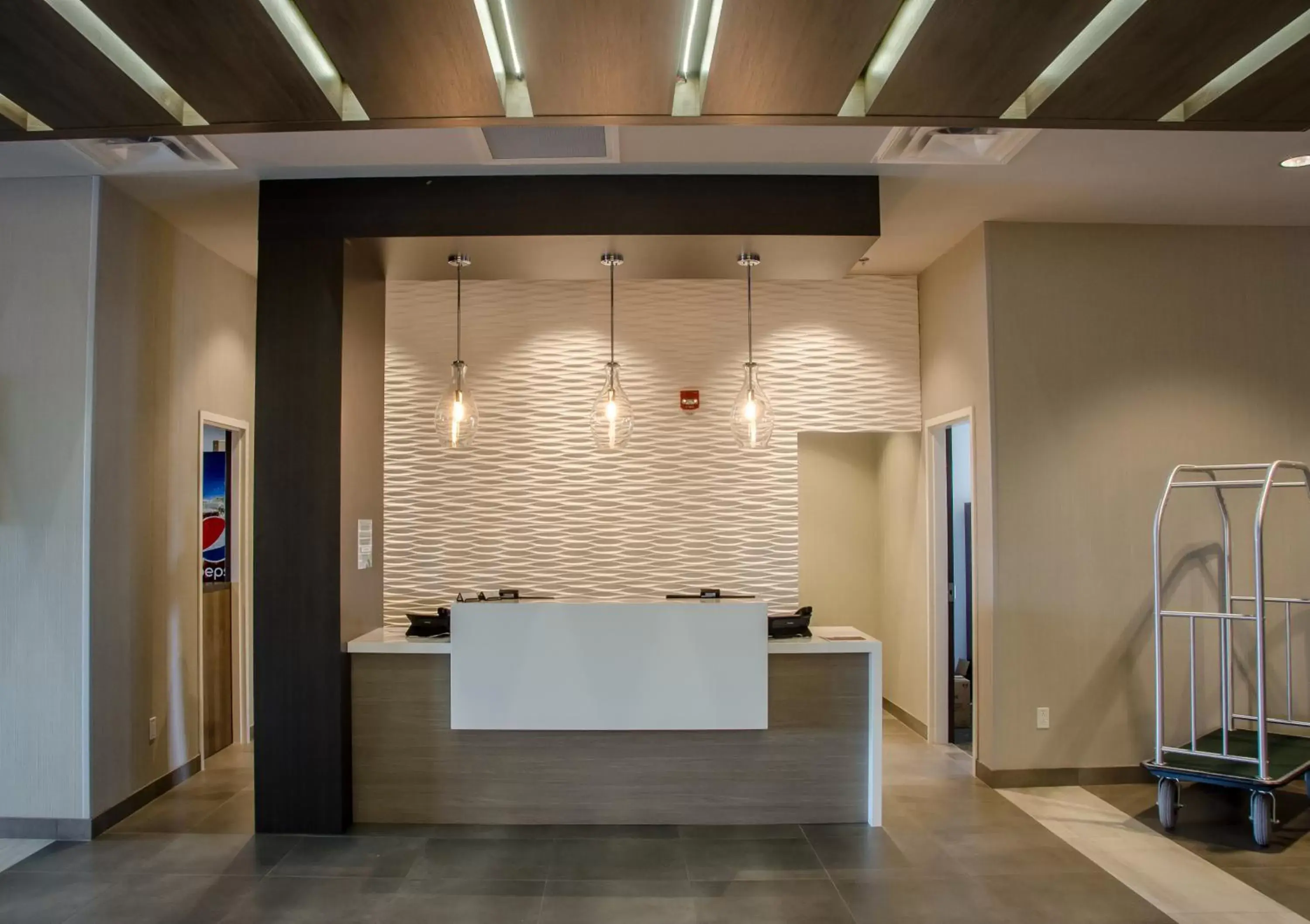Lobby or reception in Wingate by Wyndham Dieppe Moncton Lobby or reception in Wingate by Wyndham Dieppe Moncton