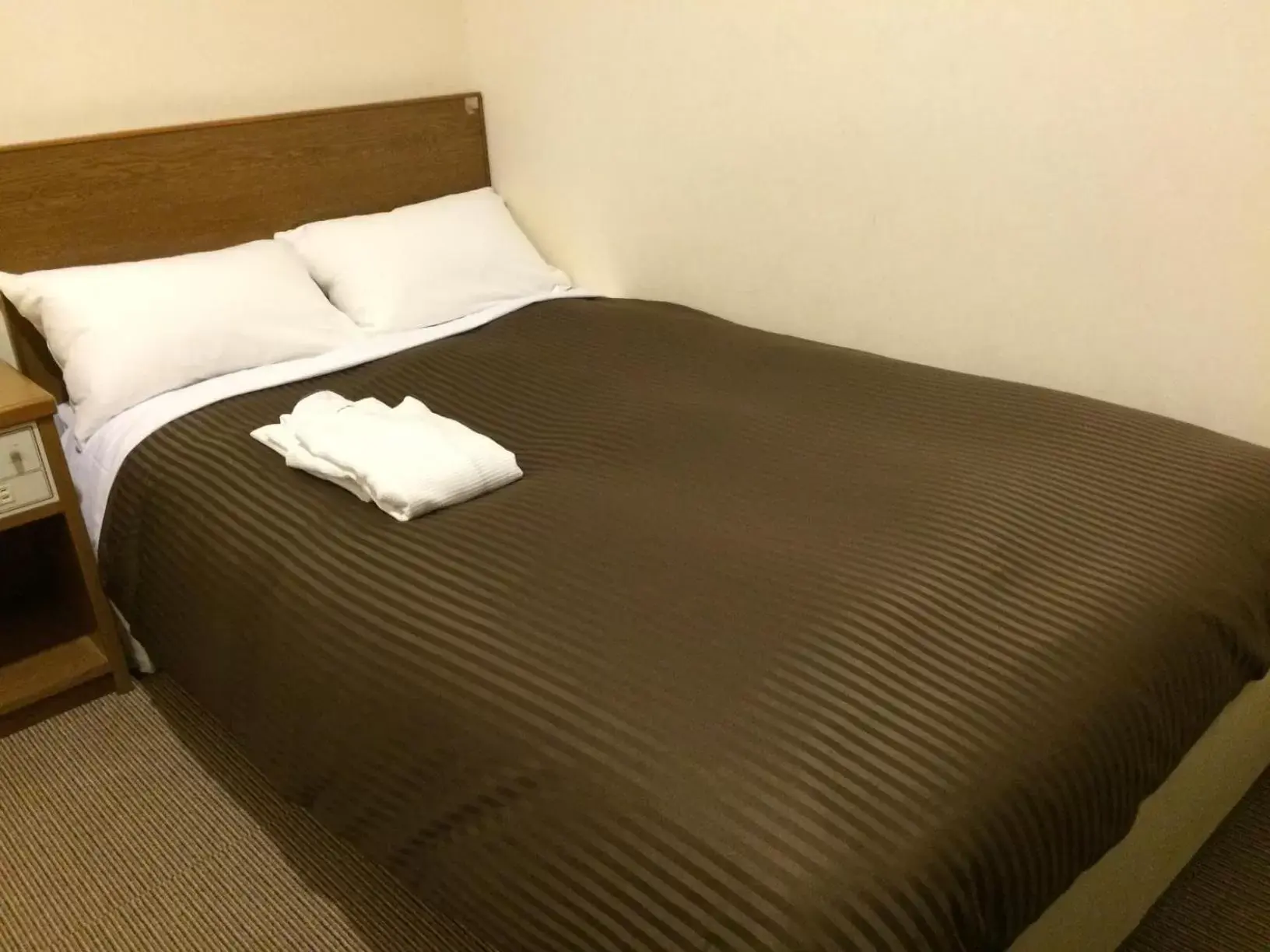 Bed in Sky Heart Hotel Hakata