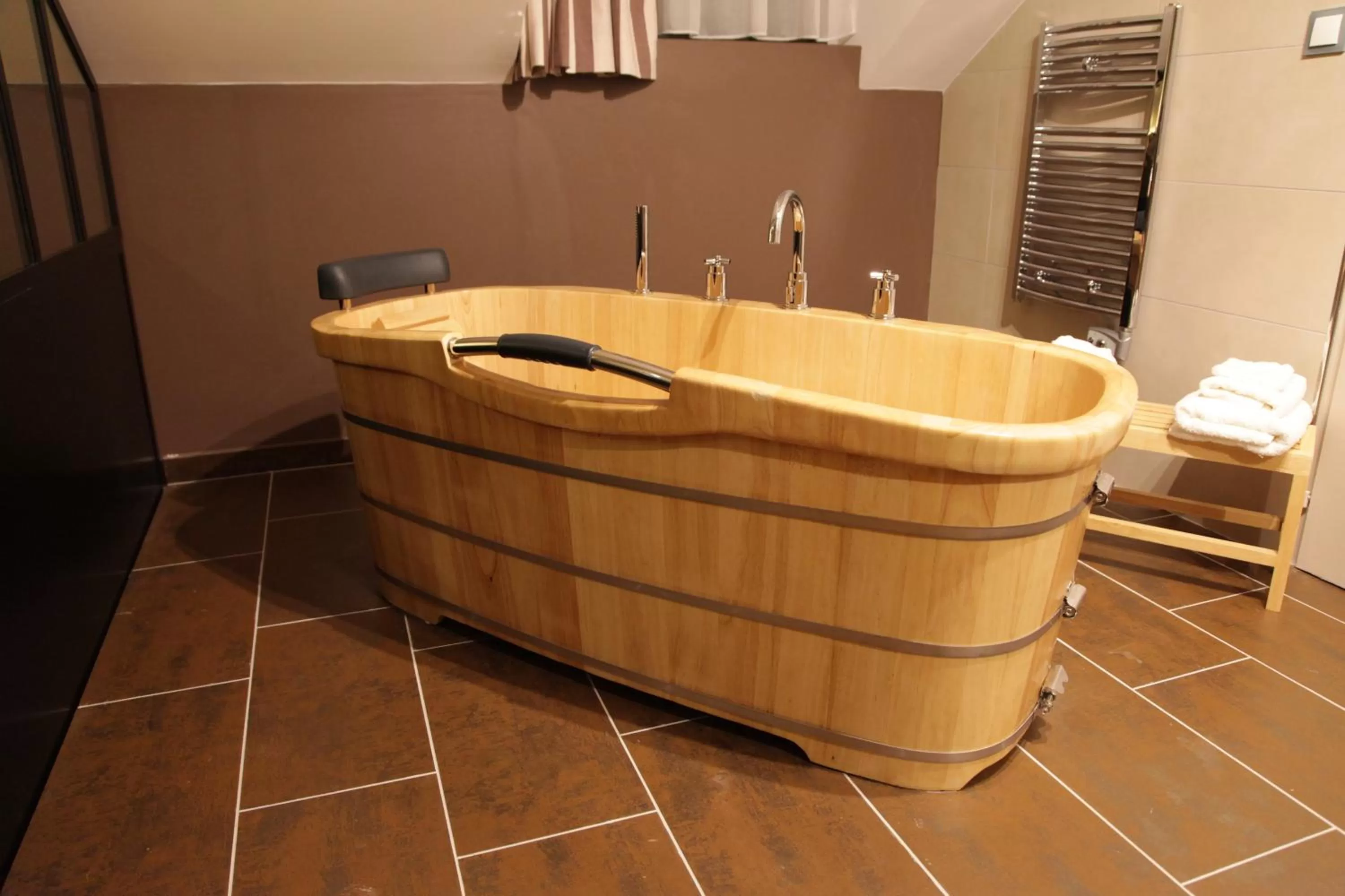 Bathroom in Champagne Domaine Sacret - AY